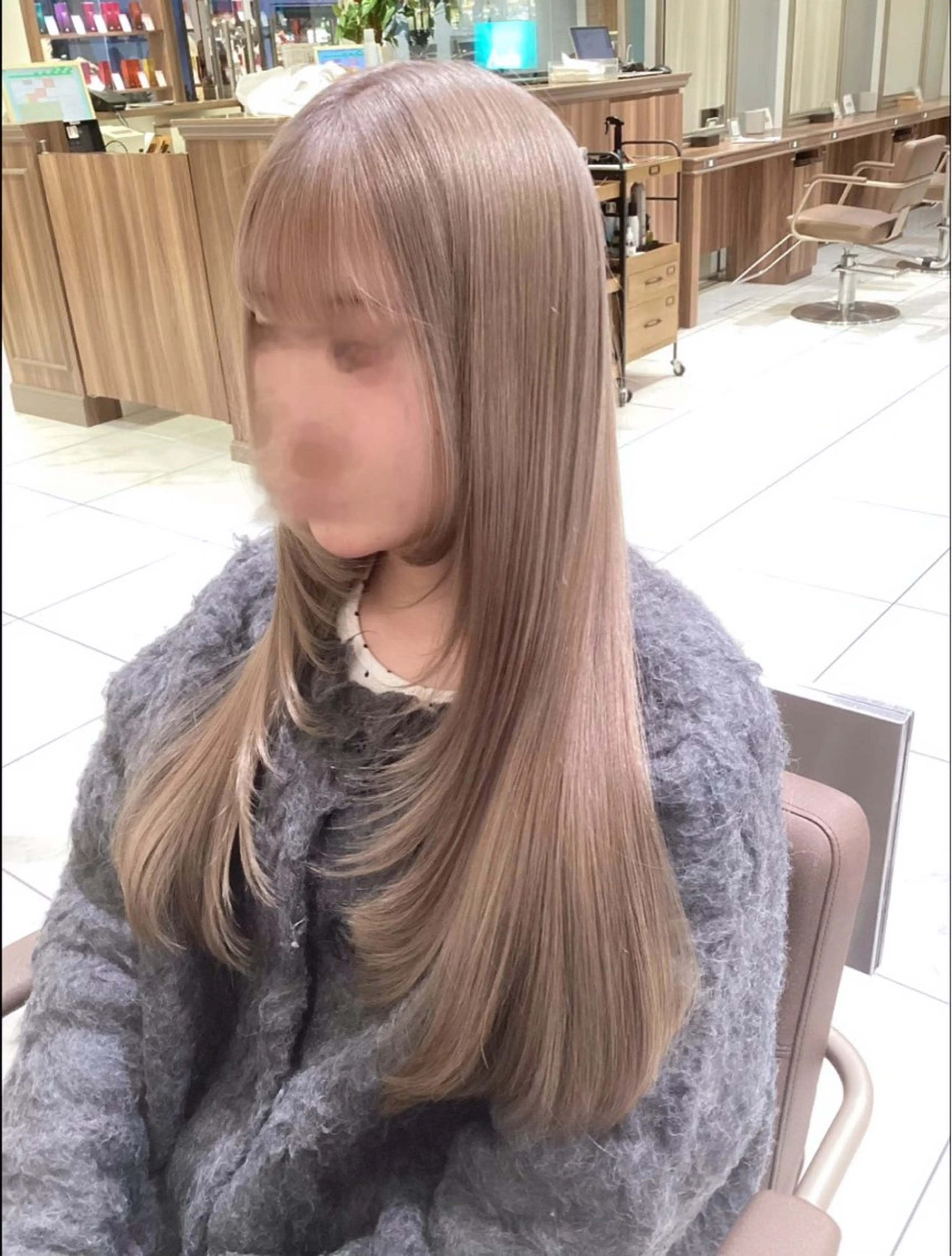 ロング ヘアカラー 長田 有加のヘアスタイル