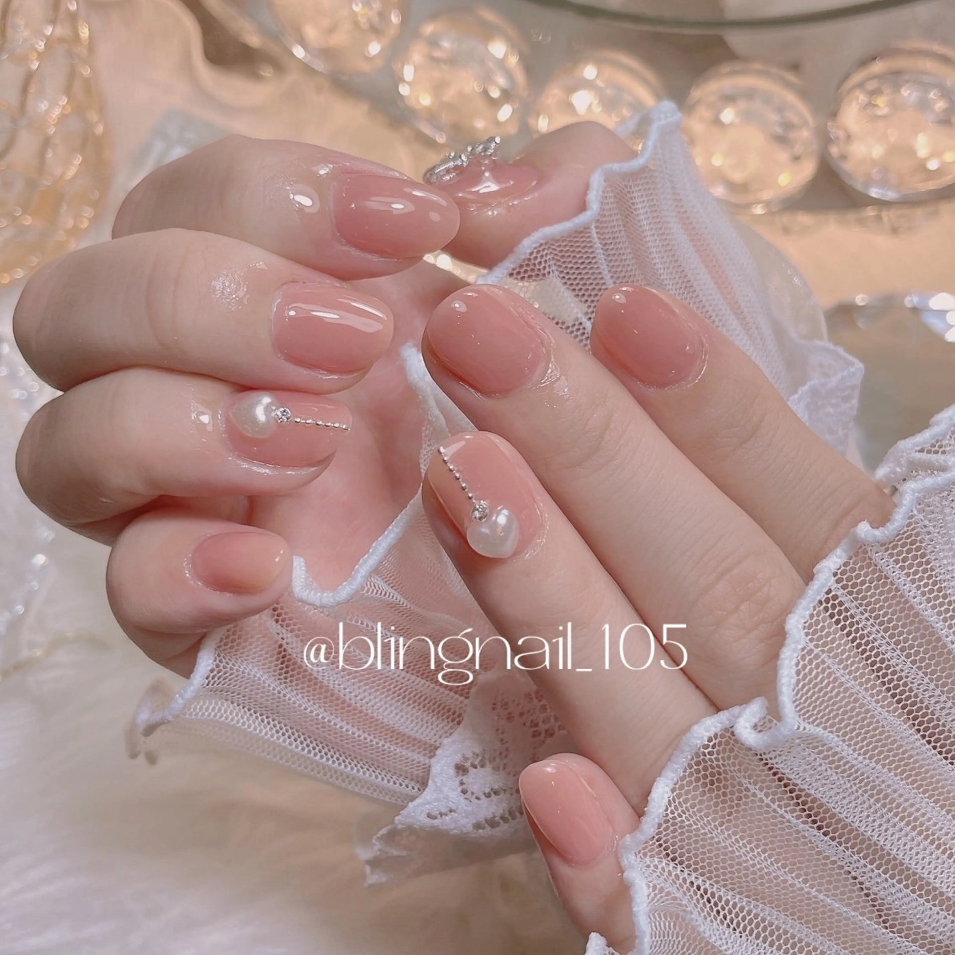 ネイル 23時まで❤︎韓国、 ワンホンネイルのネイルデザイン