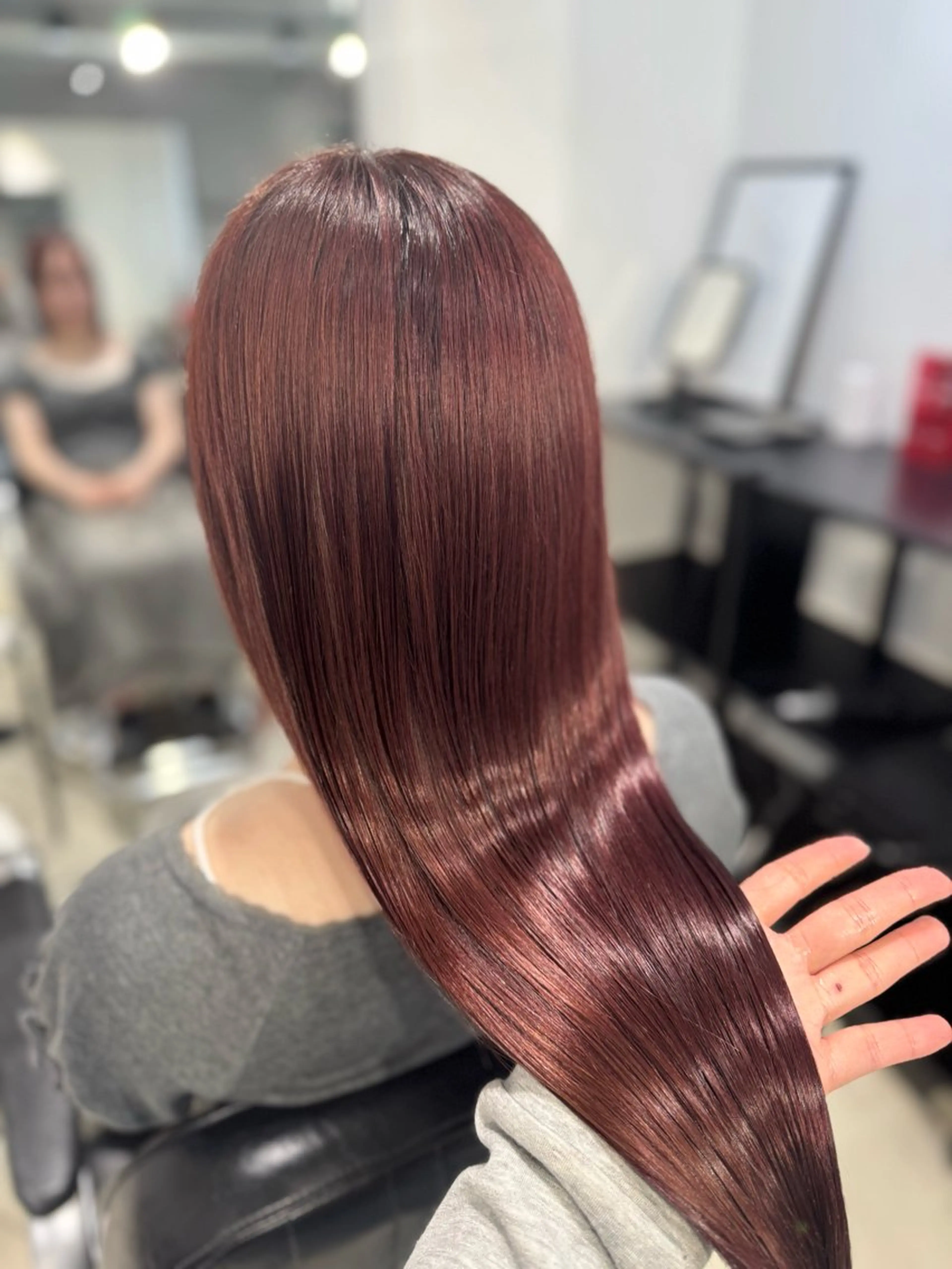 ロング カラー パーマ ヘアアレンジ ヘアカラー 透明感/オリーブ/ グレージュ/YUKAのヘアスタイル