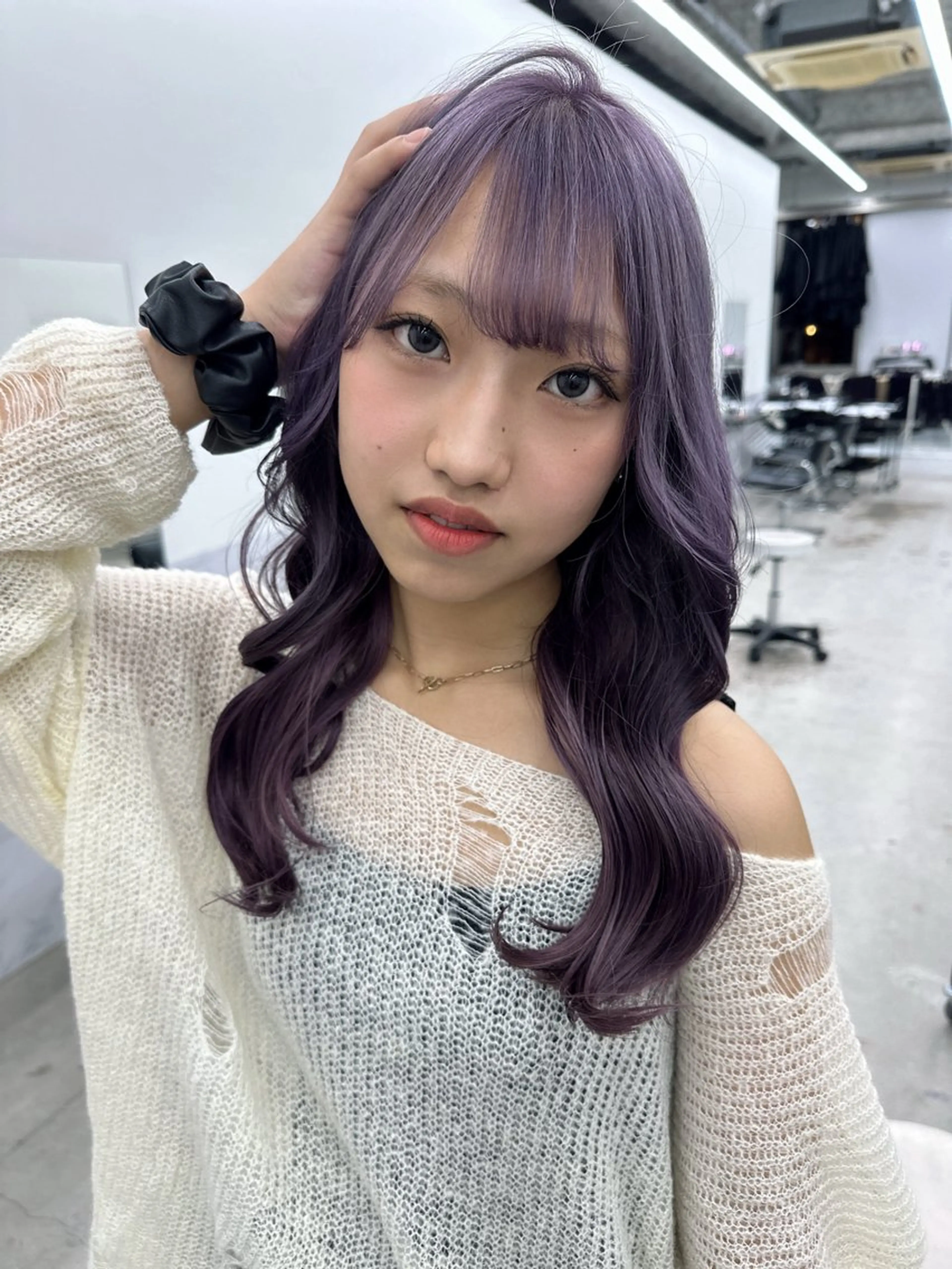 カラー ブリーチ ケアブリーチ ヘアカラー 服部 しおんのヘアスタイル