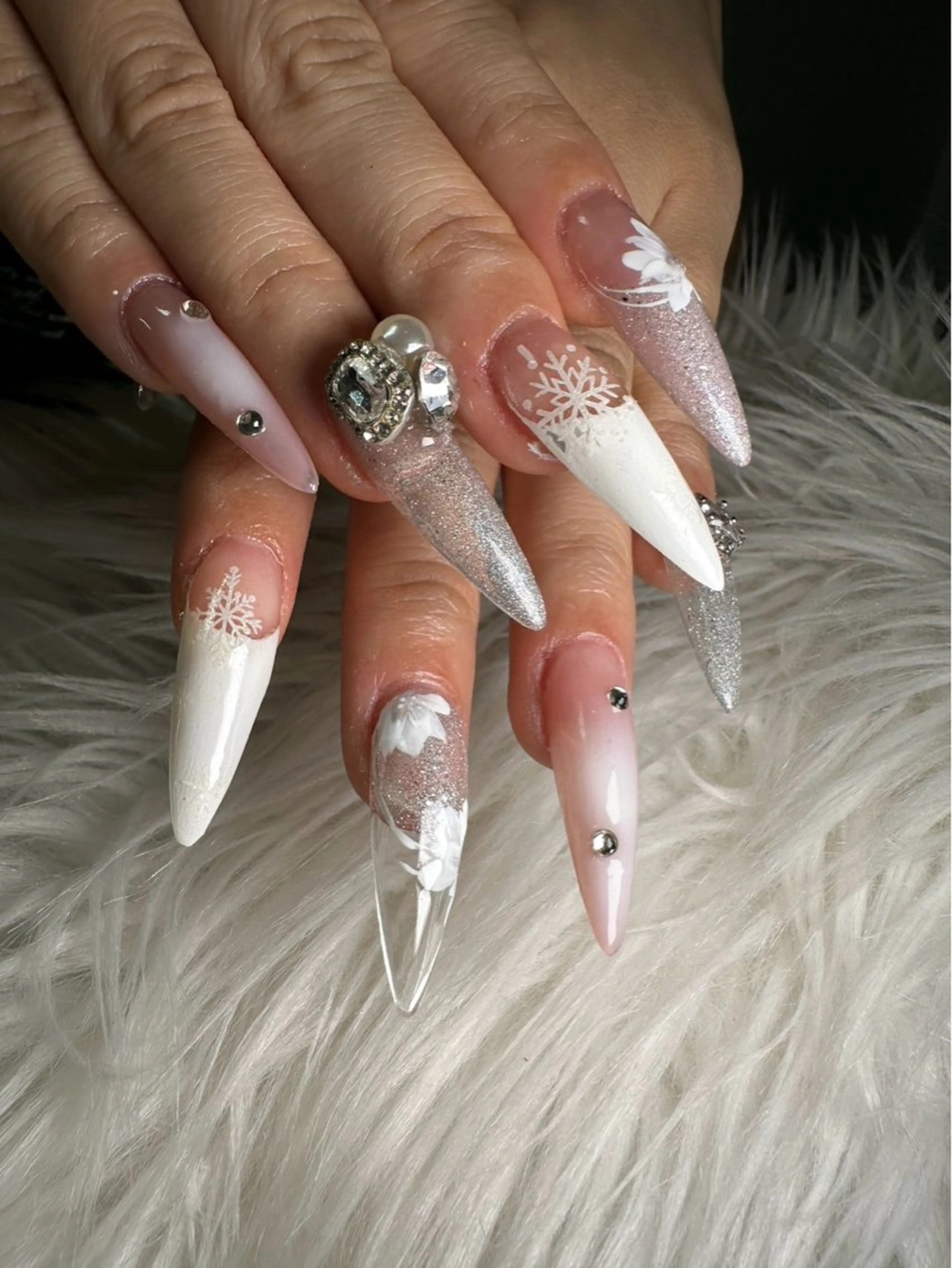 ネイル ハンドネイル YOUTH nails waxing所属・YOUTH natsumiのネイルデザイン