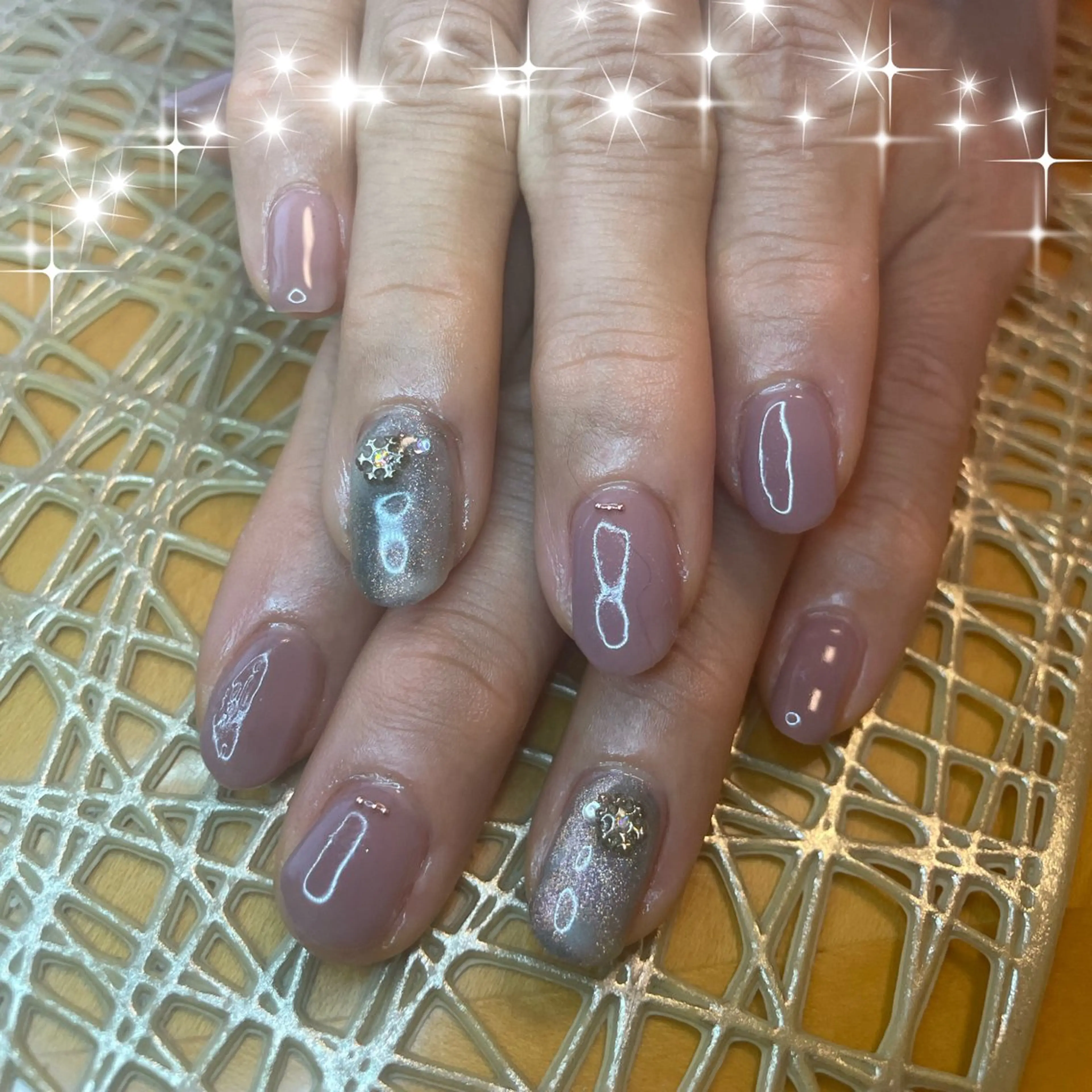 ネイル マグネットネイル ニュアンスネイル シンプルネイル NAIL★M 真紀のネイルデザイン