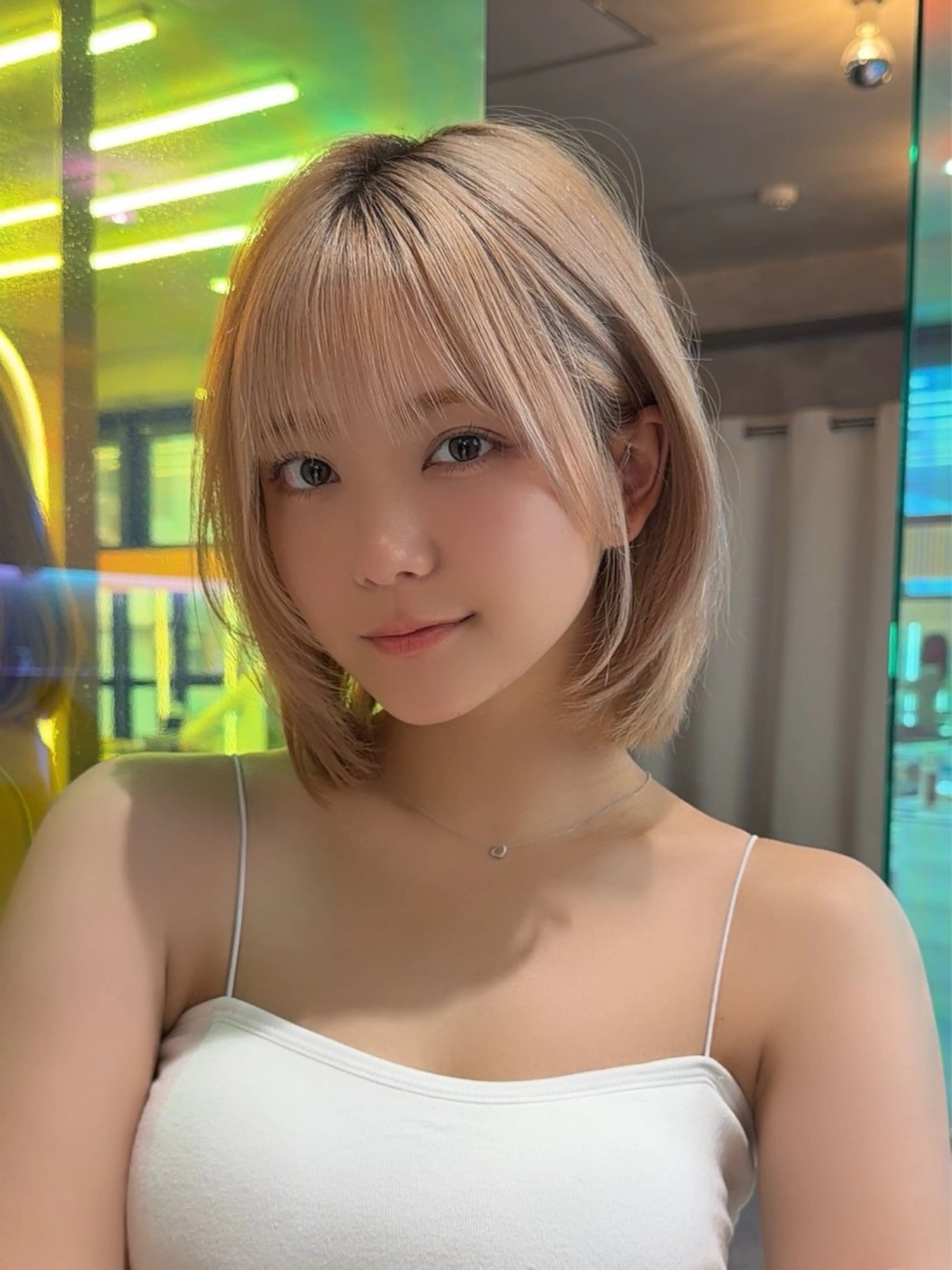 ミディアム カラー 透明感カラー ハイトーンカラー ボブ 小顔カット カット ヘアカラー トリートメント Lond strada 心斎橋所属・🍀小川大輔🍀 ボブ/ブリーチ🥇のヘアスタイル