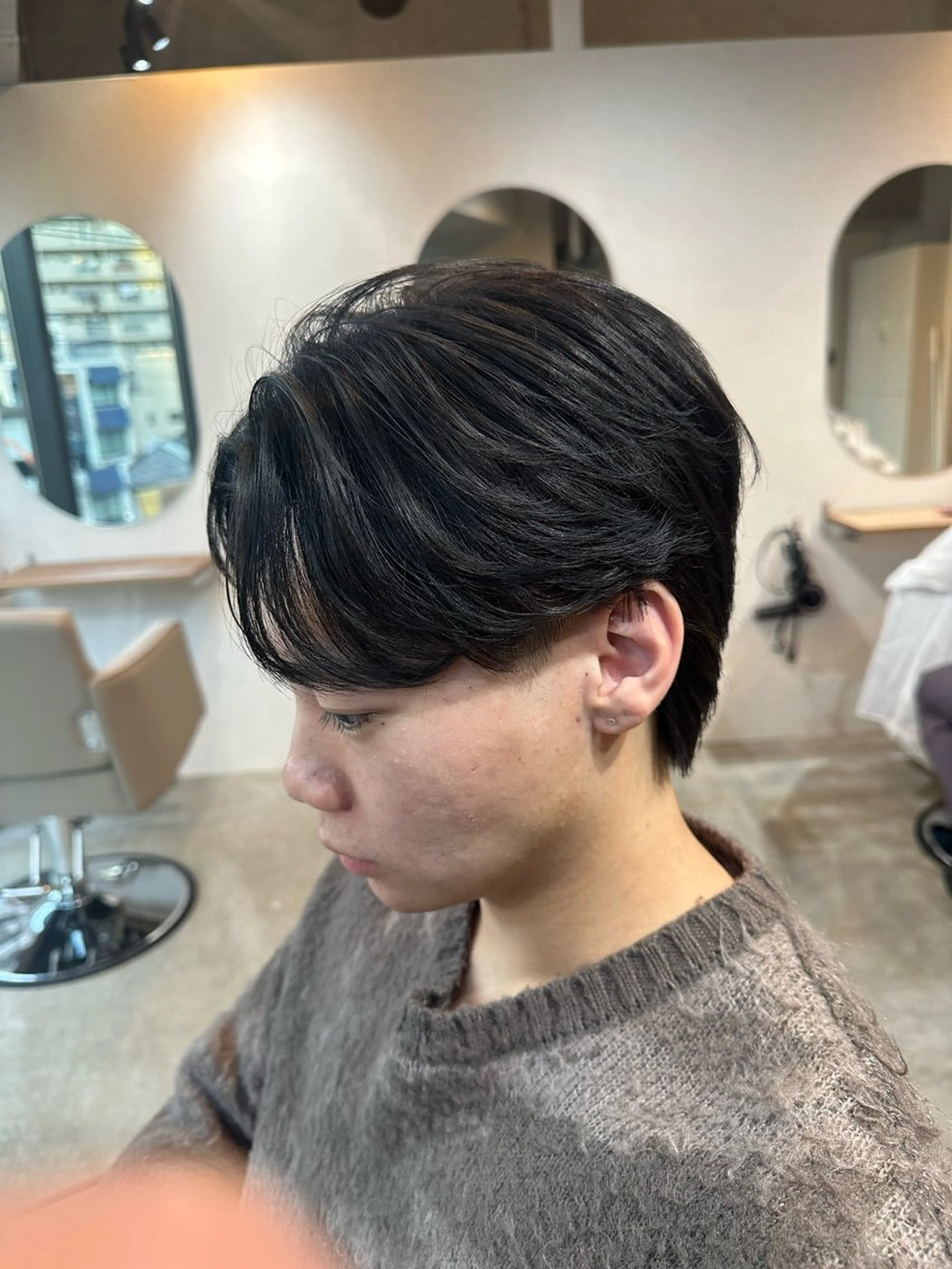 パーマ メンズ アップバング マッシュ メンズパーマ メンズツイストパーマ ツイストスパイラルパーマ 梅田中崎町メンズ 美容師ユースケのヘアスタイル