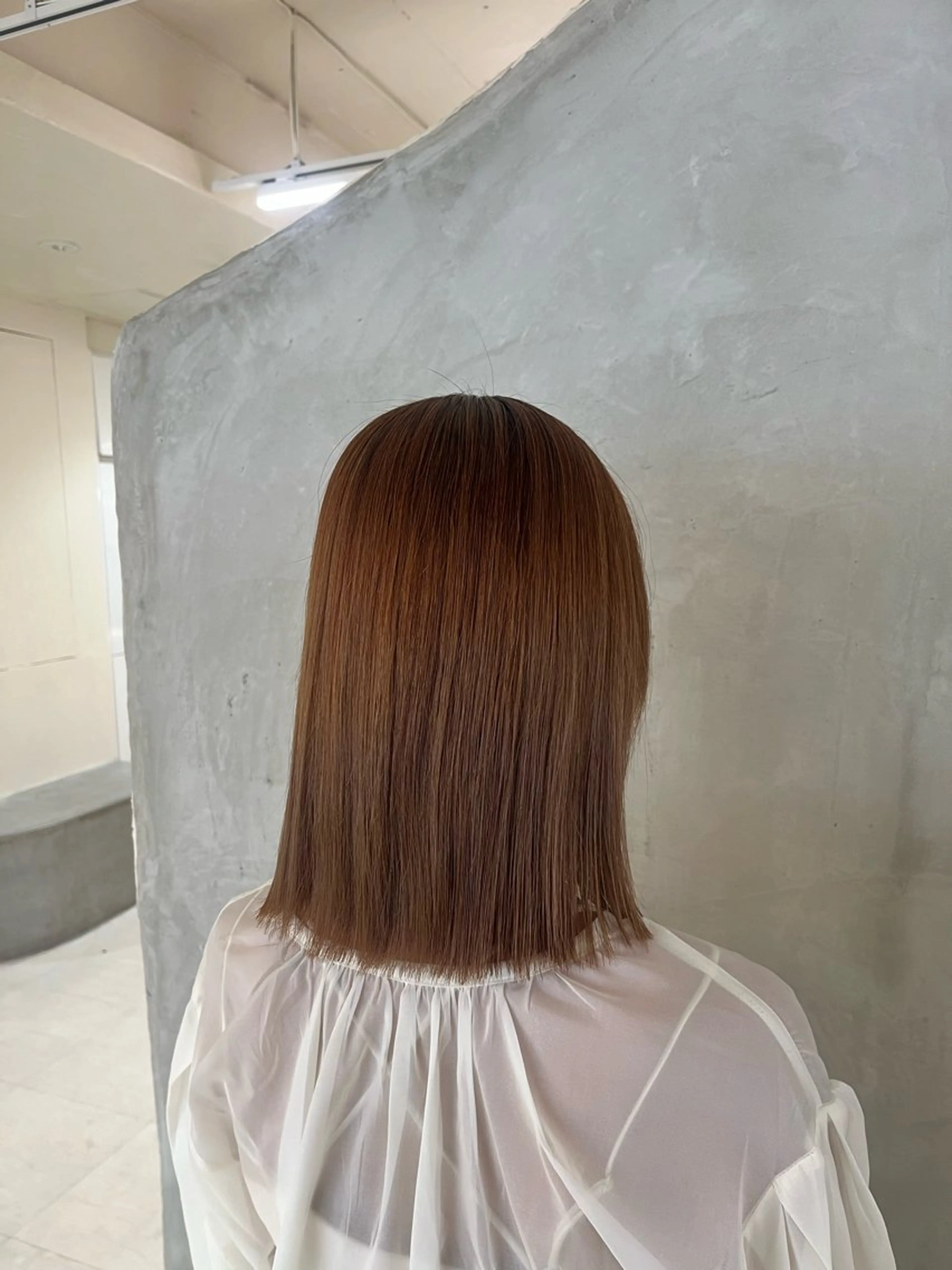 ミディアム カラー ヘアカラー effect横浜所属・切りっぱなしボブ/ 艶カラー/綾莉のヘアスタイル