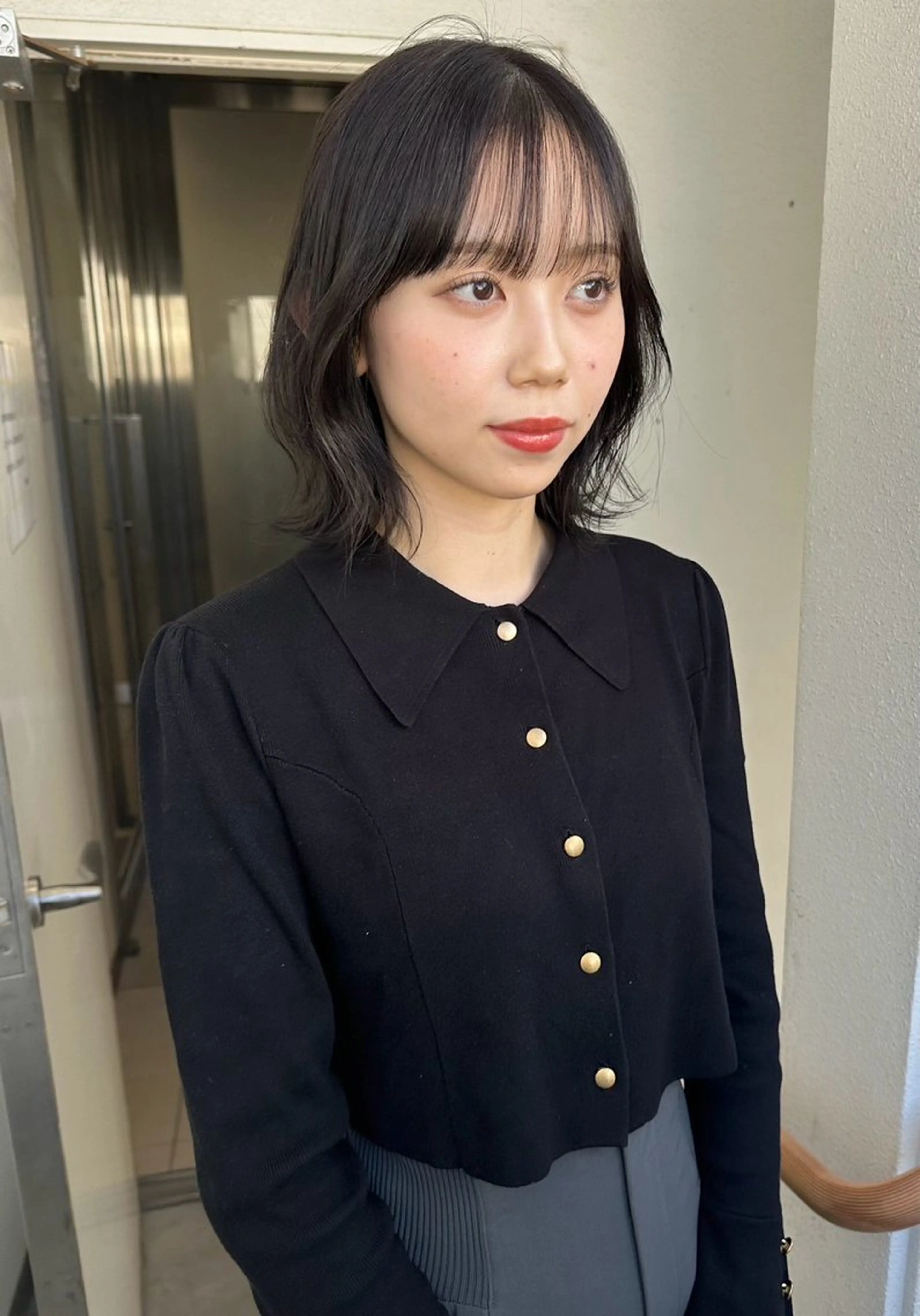 ミディアム カラー ヘアアレンジ ボブレイヤー ベージュカラー ブリーチ ケアブリーチ ダブルカラー カット ヘアカラー lani 天神大名/ブリーチのヘアスタイル