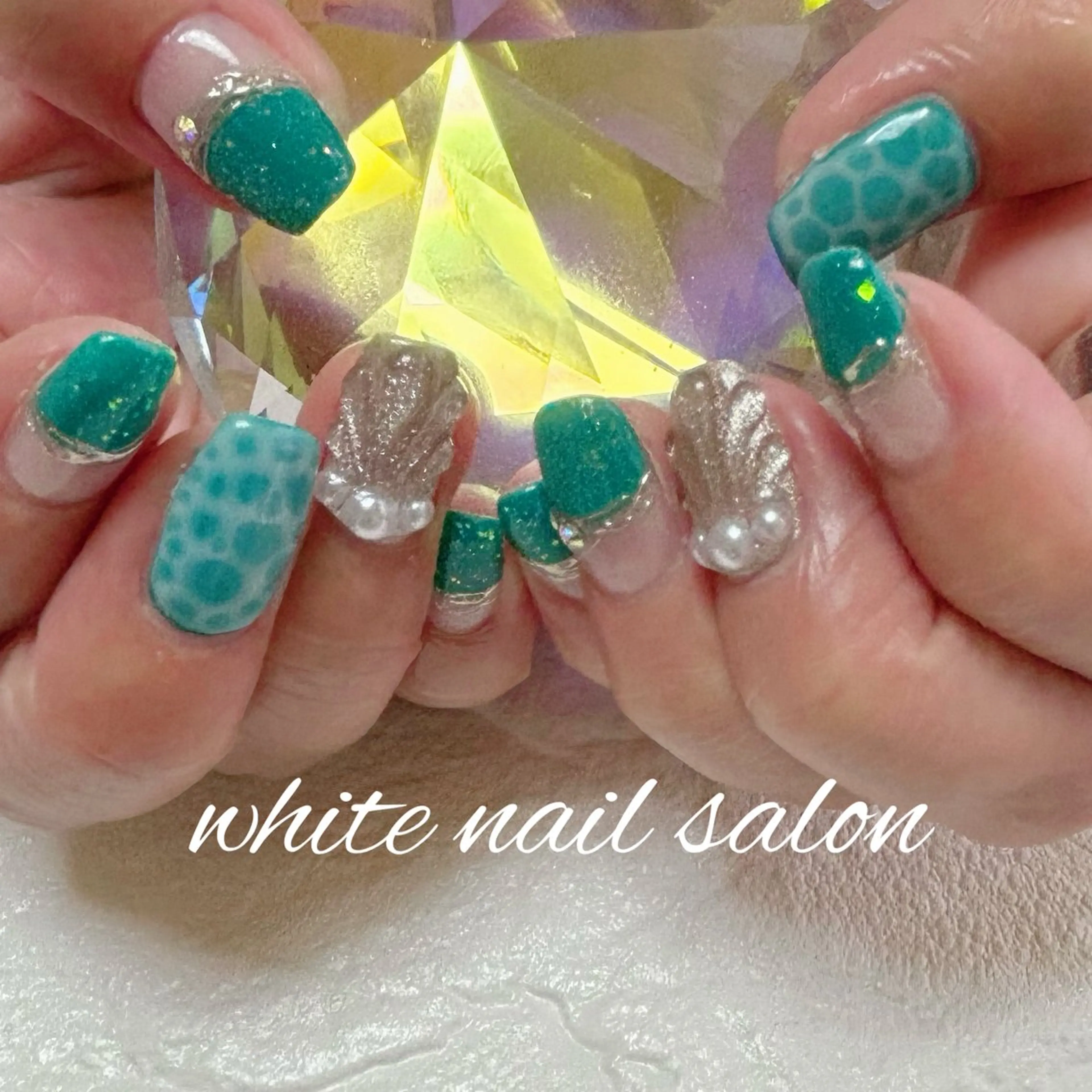 ネイル ホワイト ハンドネイル white nail salonのネイルデザイン