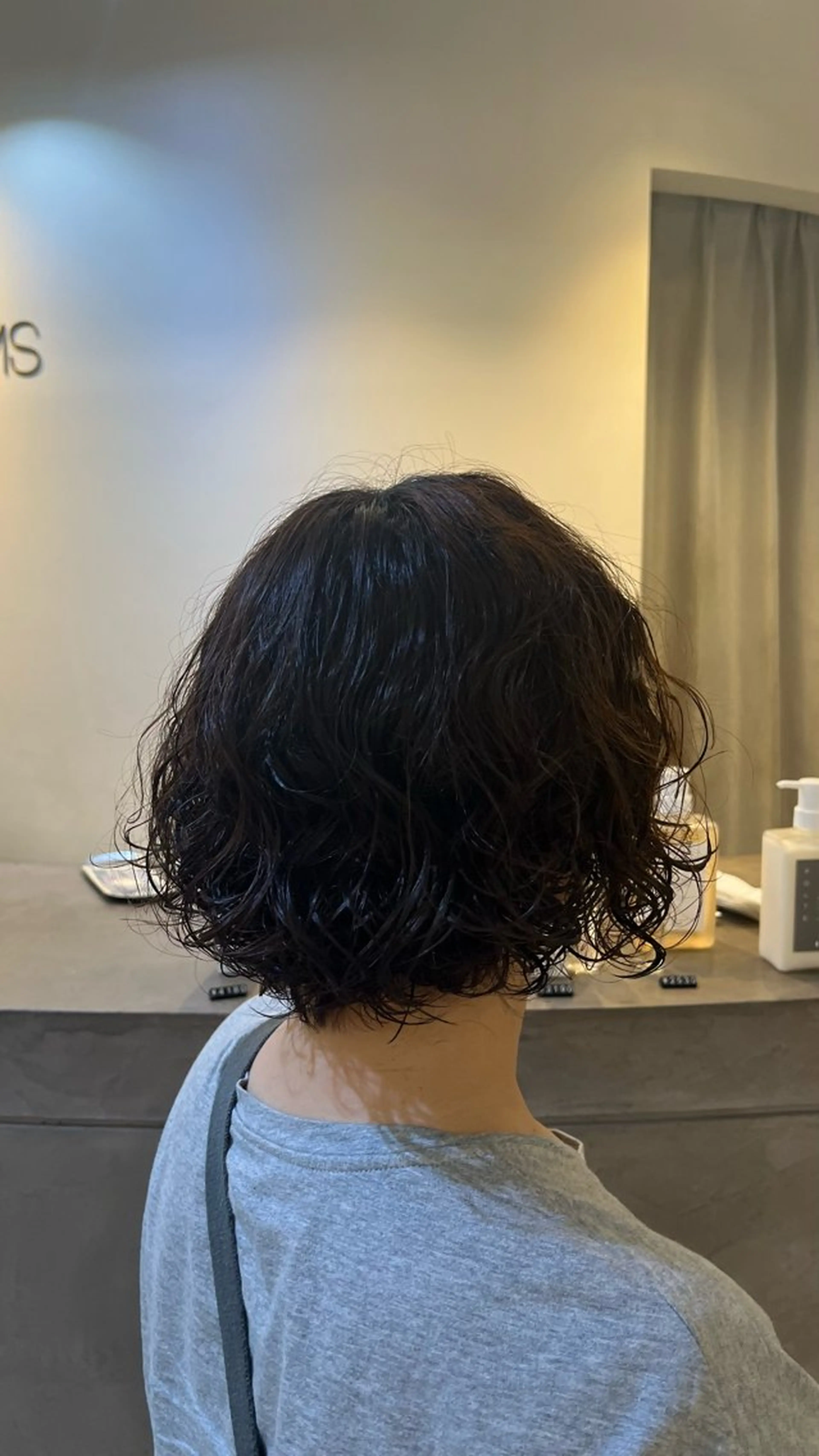 ショート パーマ ボブ 鷲田 晴輝のヘアスタイル