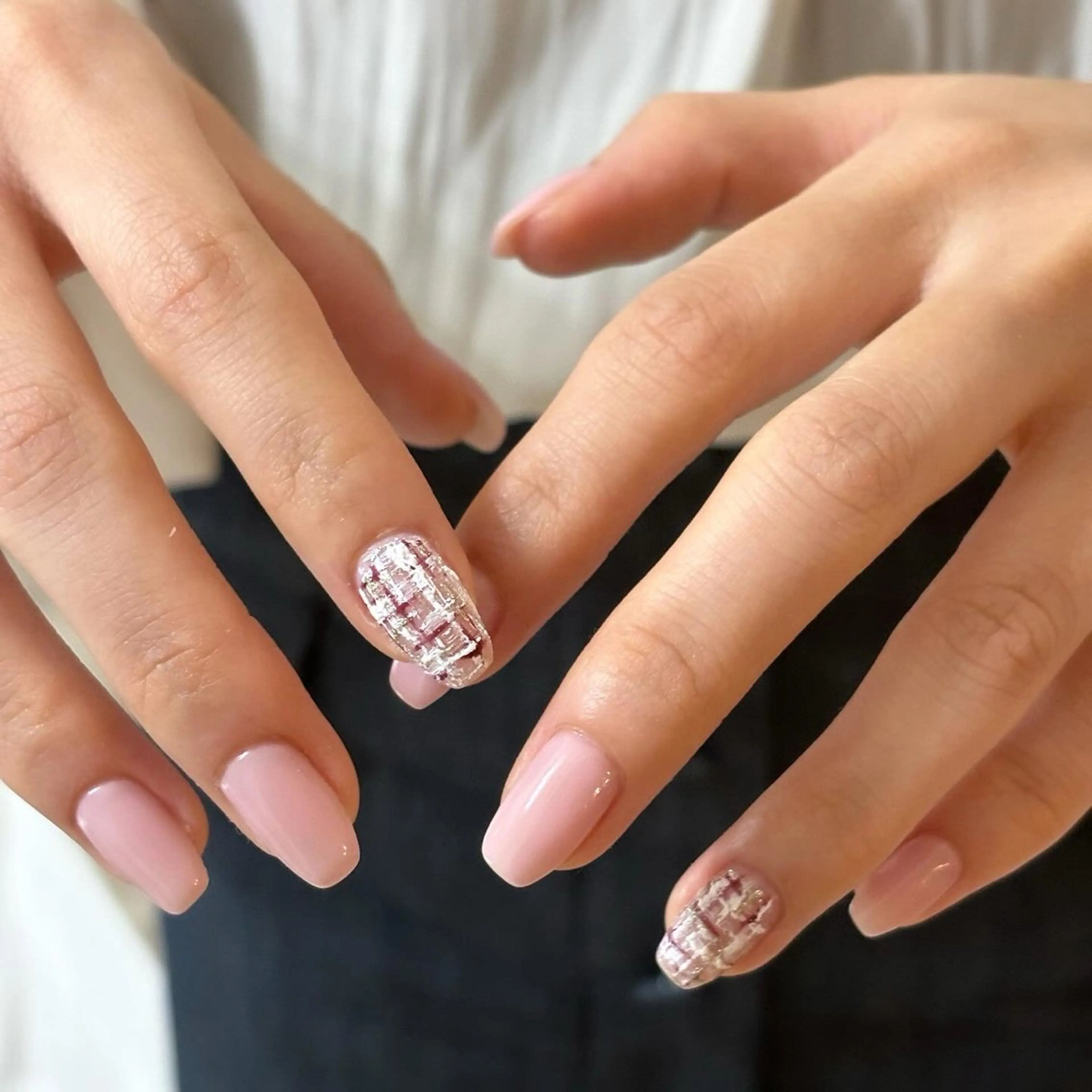 ネイル ツイードネイル Elio所属・Elio 国泰寺のネイルデザイン