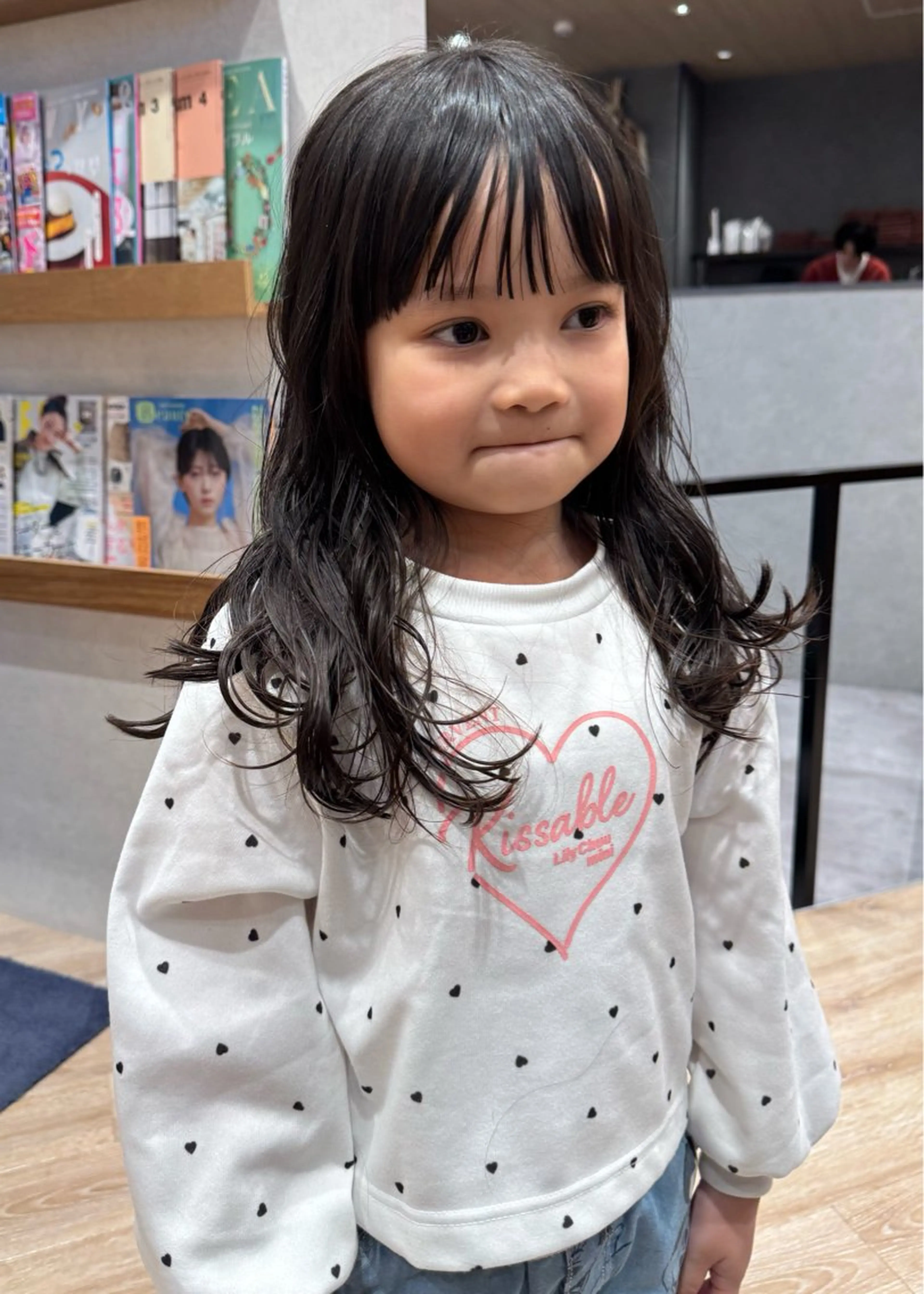 キッズ カット トリートメント 堀結香/顔まわり レイヤー/蒲生四丁目のヘアスタイル