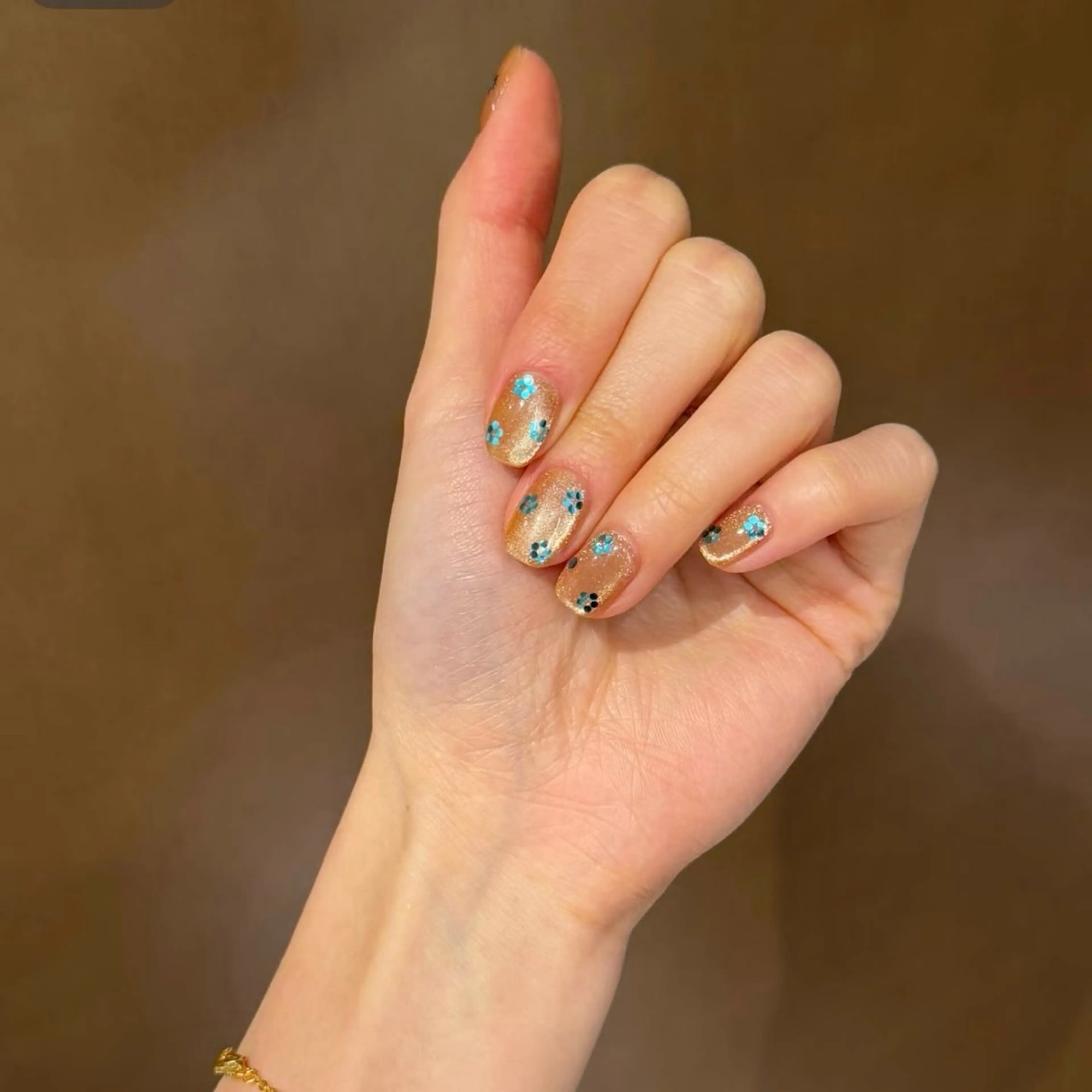 ネイル Nail salon Amoureuse ネイルサロン アムルーズ所属・ネイリスト ミクのネイルデザイン