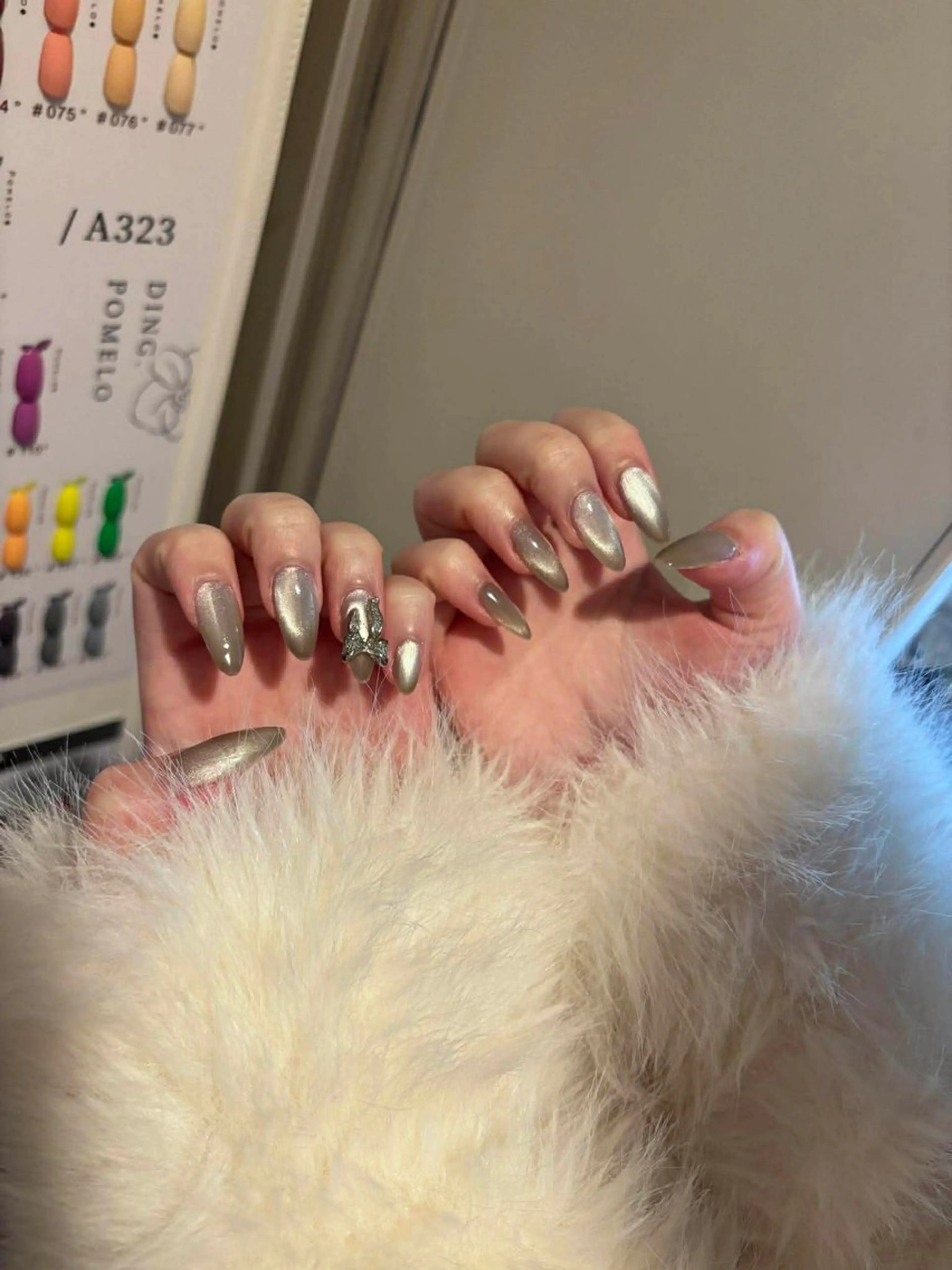 ネイル ハンドネイル Hanni ANA.CHUOのネイルデザイン