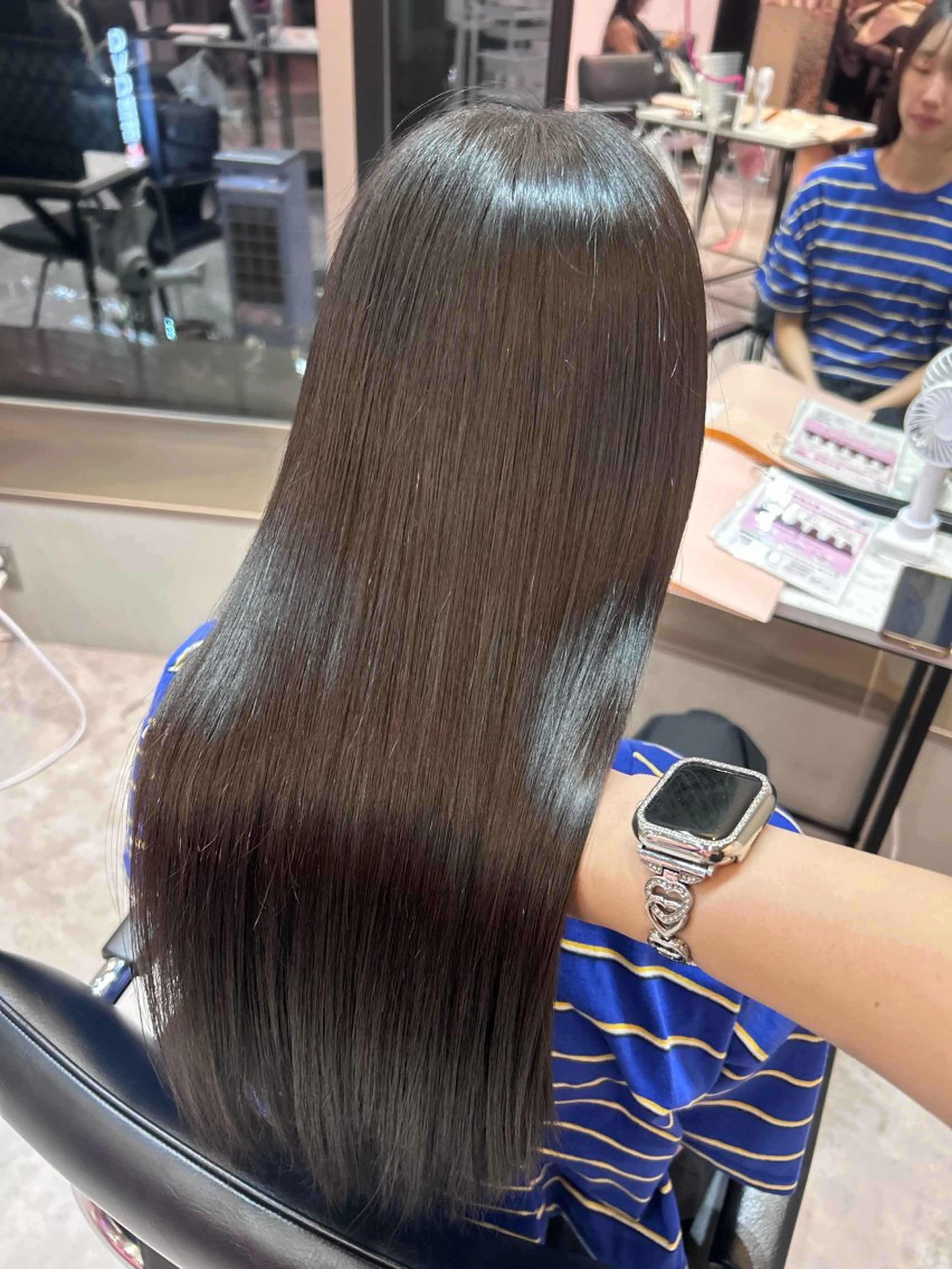 ロング 上品うるツヤ韓国ヘア 🤍Hana/川崎のヘアスタイル