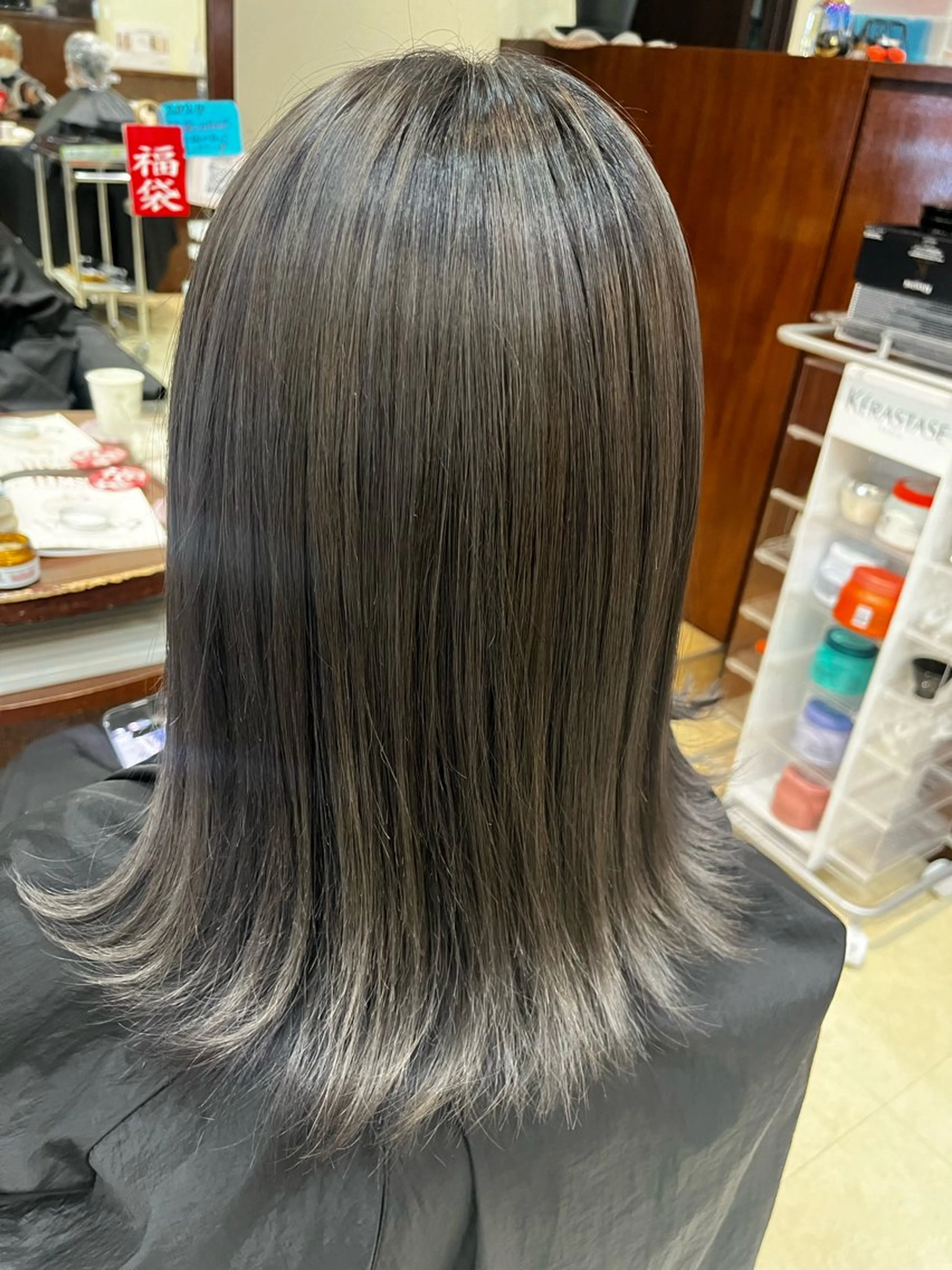 ミディアム カラー キッズ BENI鈎取 kanakoのヘアスタイル