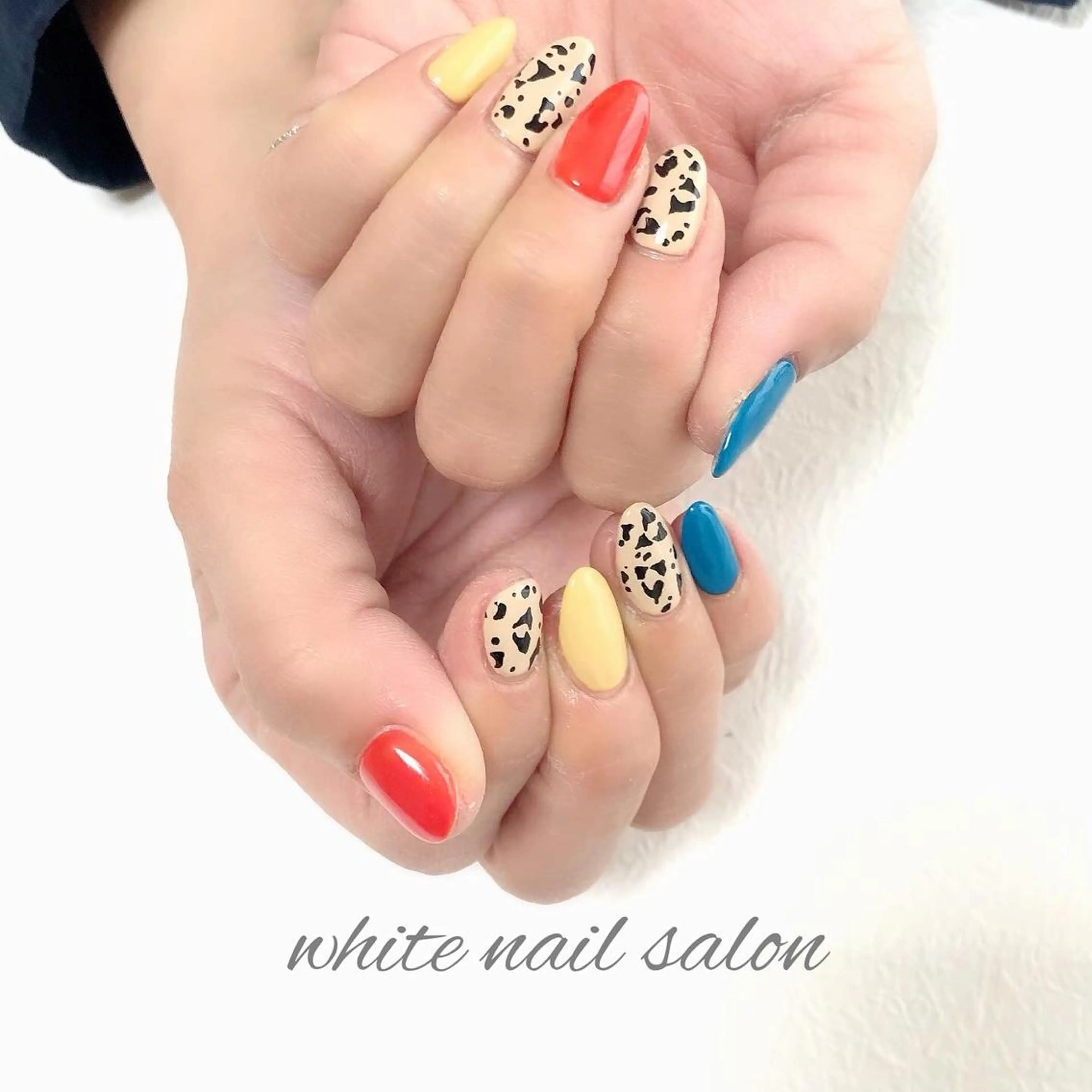 ネイル ジェルネイル ハードジェル 持ち込み ソフトジェル ハンドネイル white nail salonのネイルデザイン