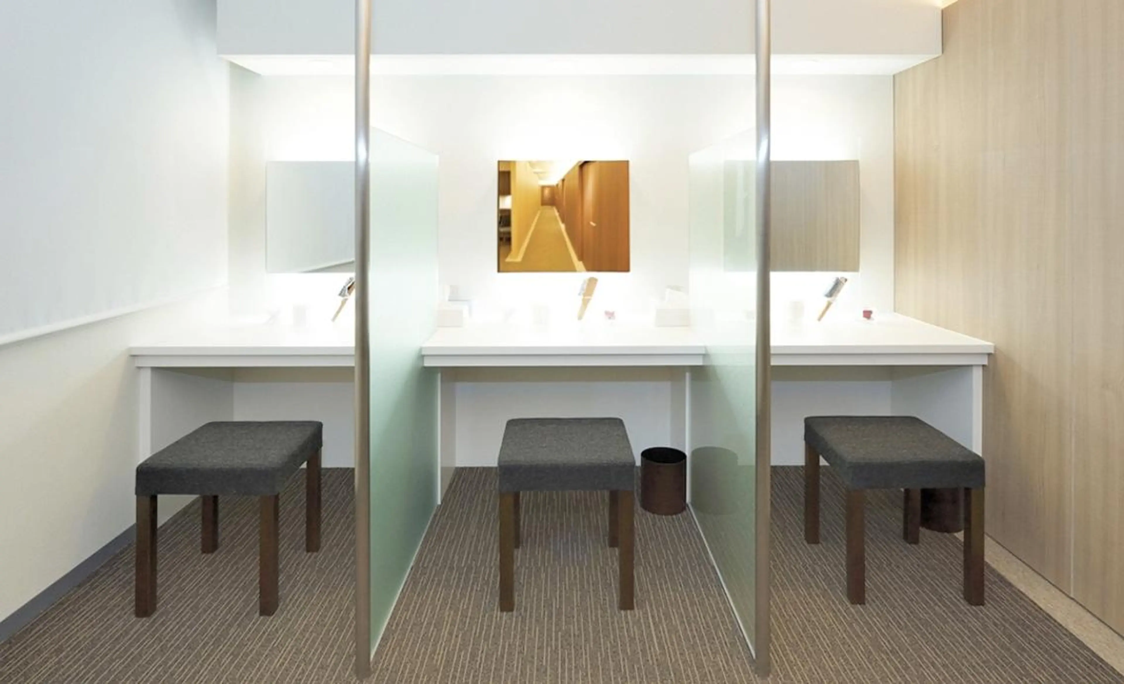 創業40周年✨美肌サ ロンRAYVIS銀座のエステ・リラクイメージ