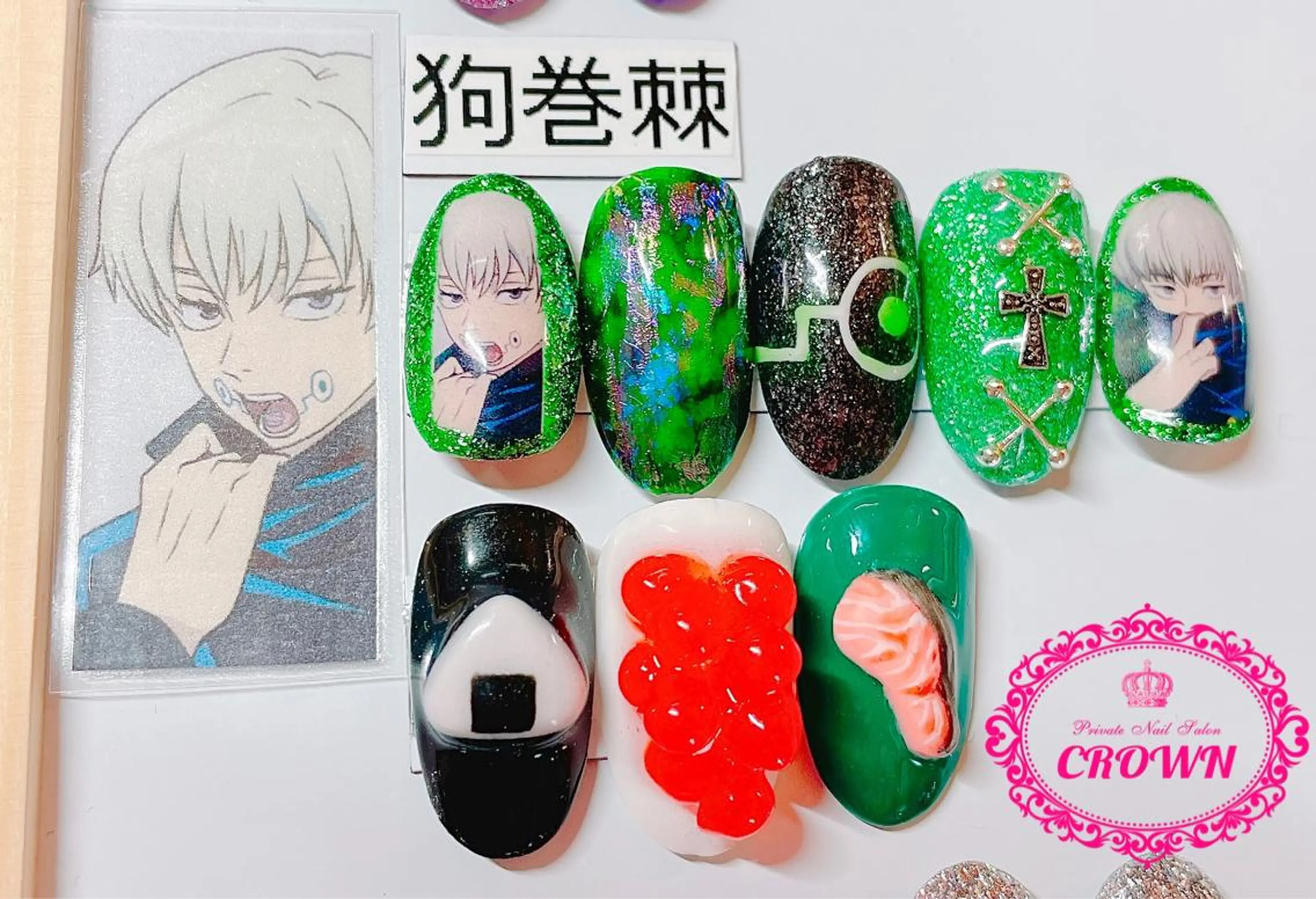 ネイル CROWN プライベートサロンのネイルデザイン