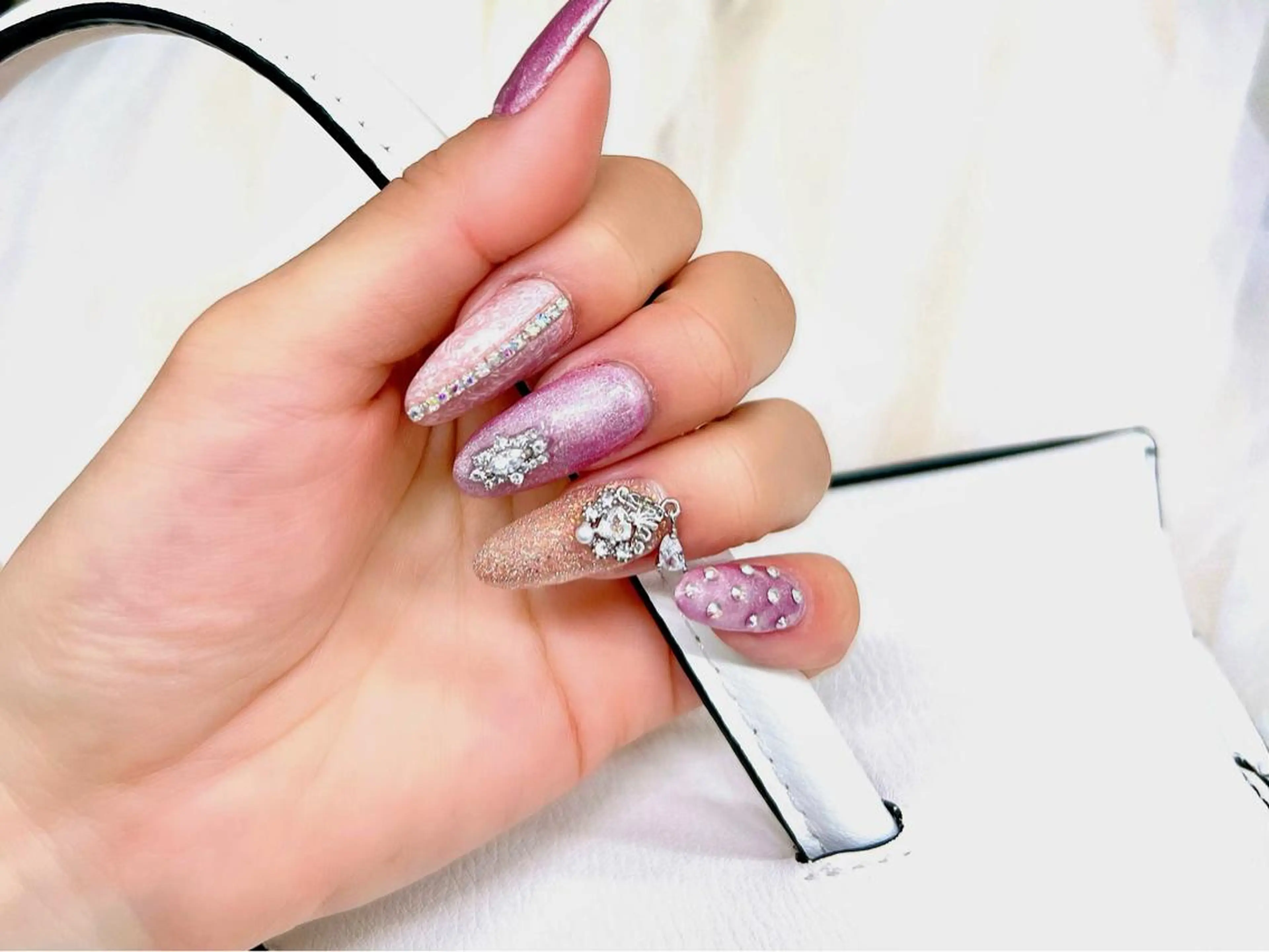 ネイル ONIKA Nail 青山通り店所属・ONIKA Nail 表参道A4徒歩2分のネイルデザイン