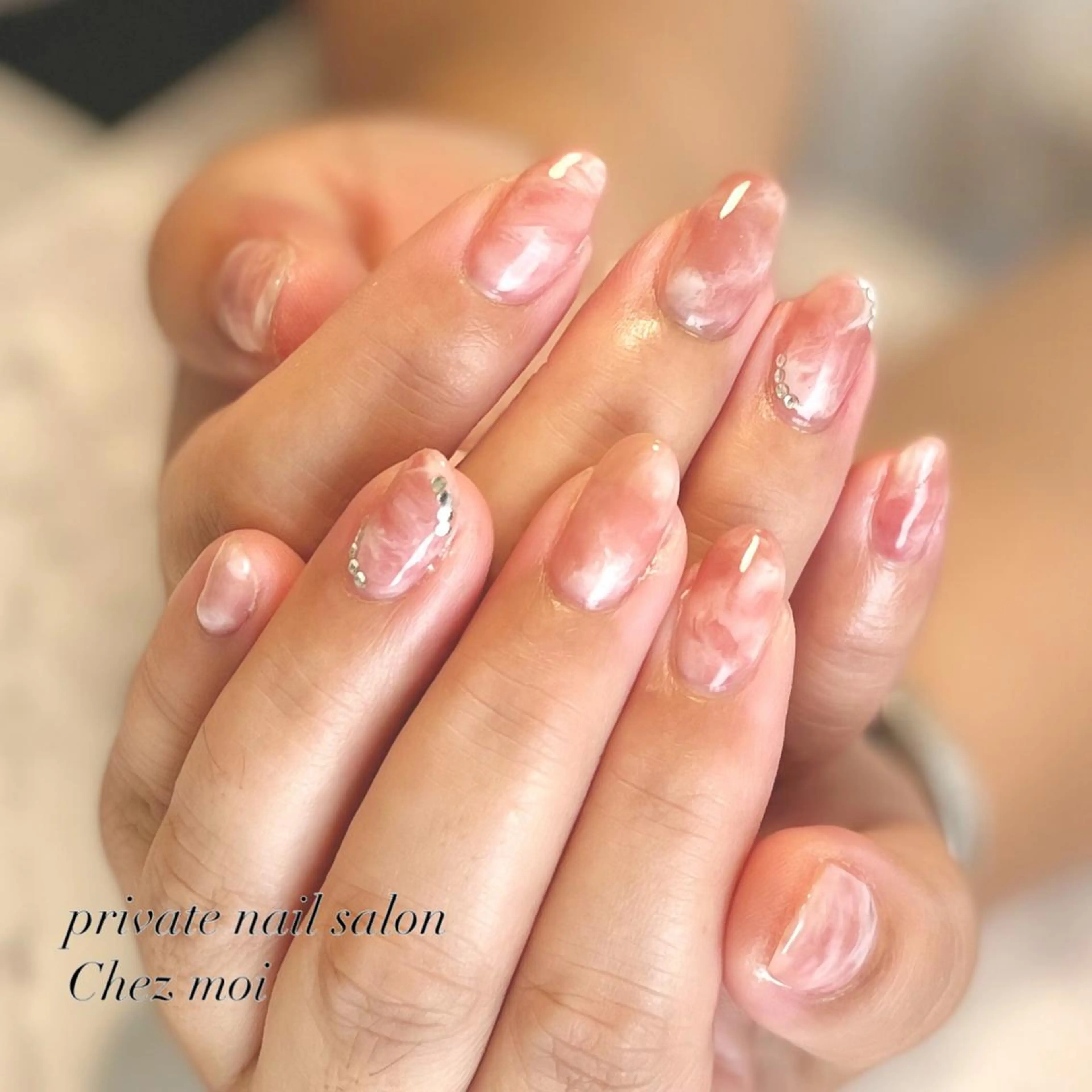 ネイル 大理石ネイル(マーブル) KOMINE TOMOKOのネイルデザイン