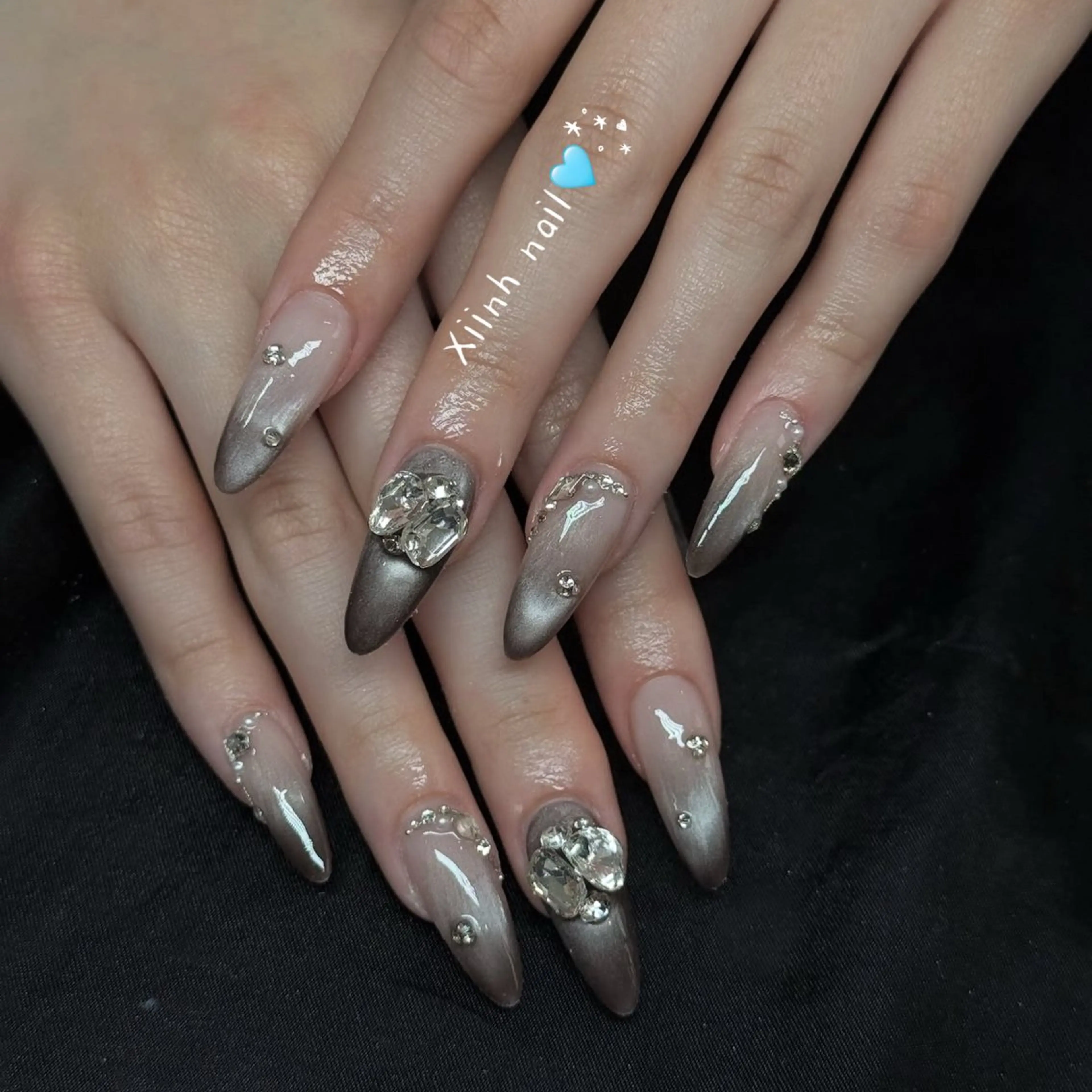 ネイル チークネイル 桜ネイル 長さ出し フットネイル ジェルネイル XIINH NAIL SALONのネイルデザイン