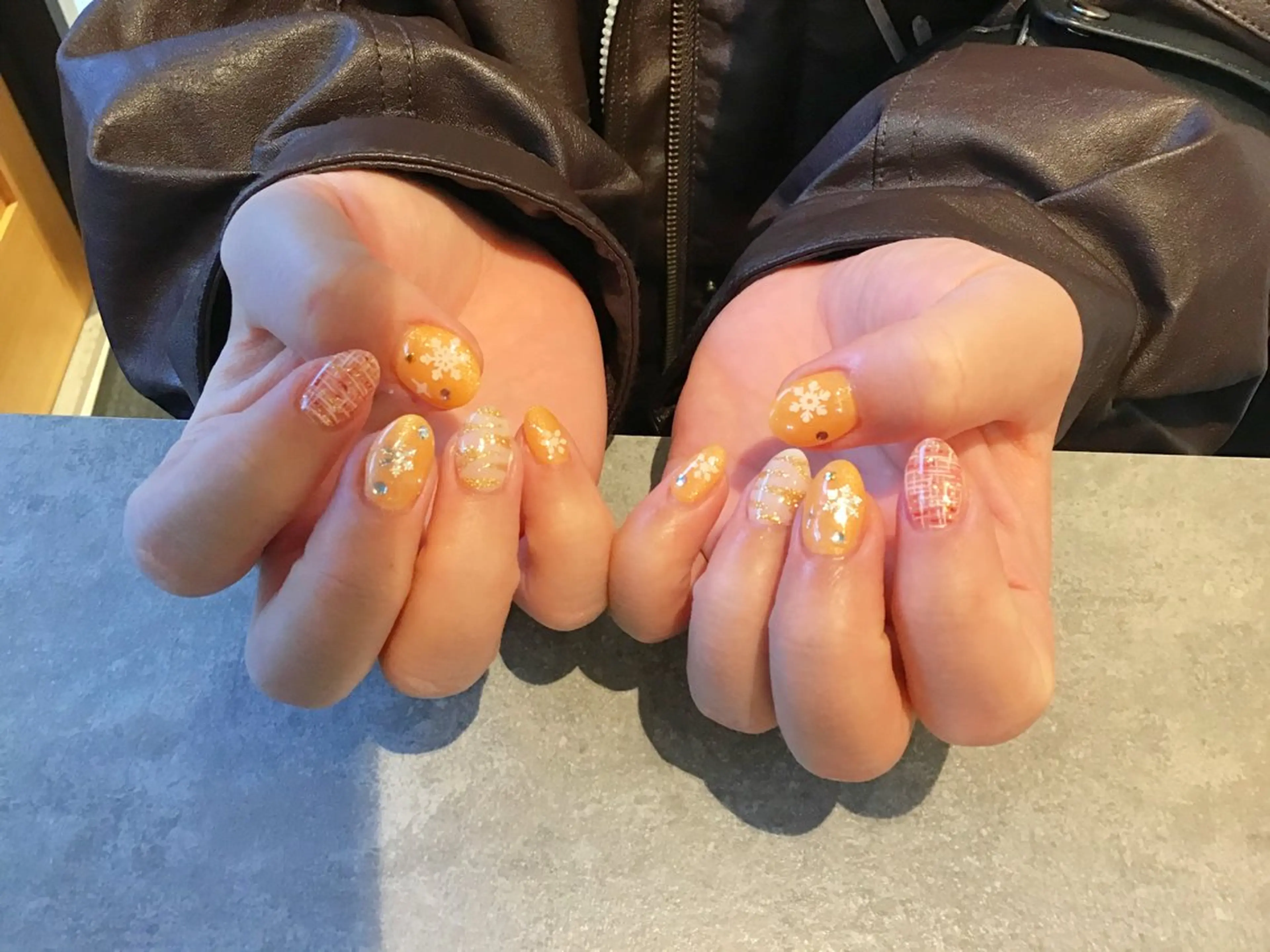 ネイル Nest 岩崎のネイルデザイン