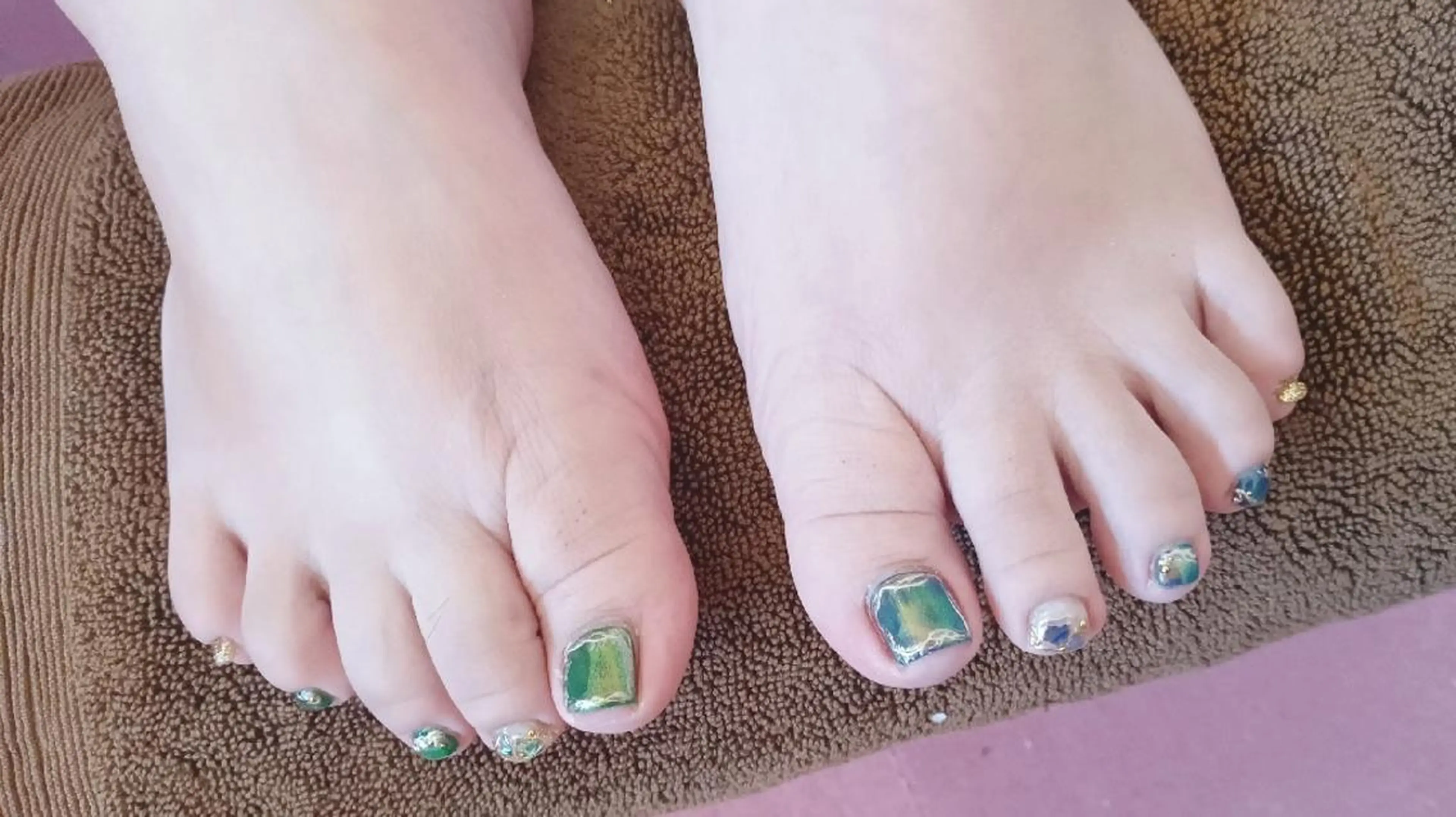 ネイル オーロラネイル フットネイル フットネイル Nail Salon macherieのネイルデザイン