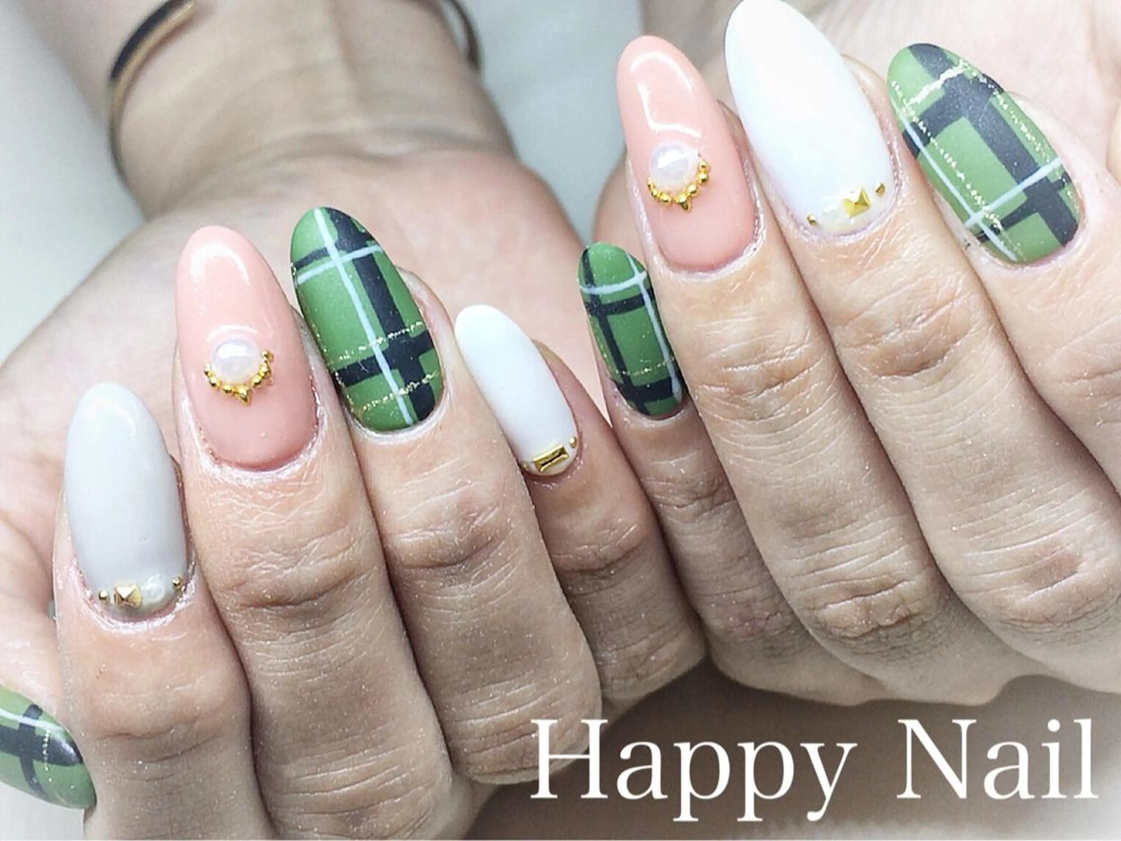 ショート ミディアム セミロング ロング ネイル Happy Nailのネイルデザイン