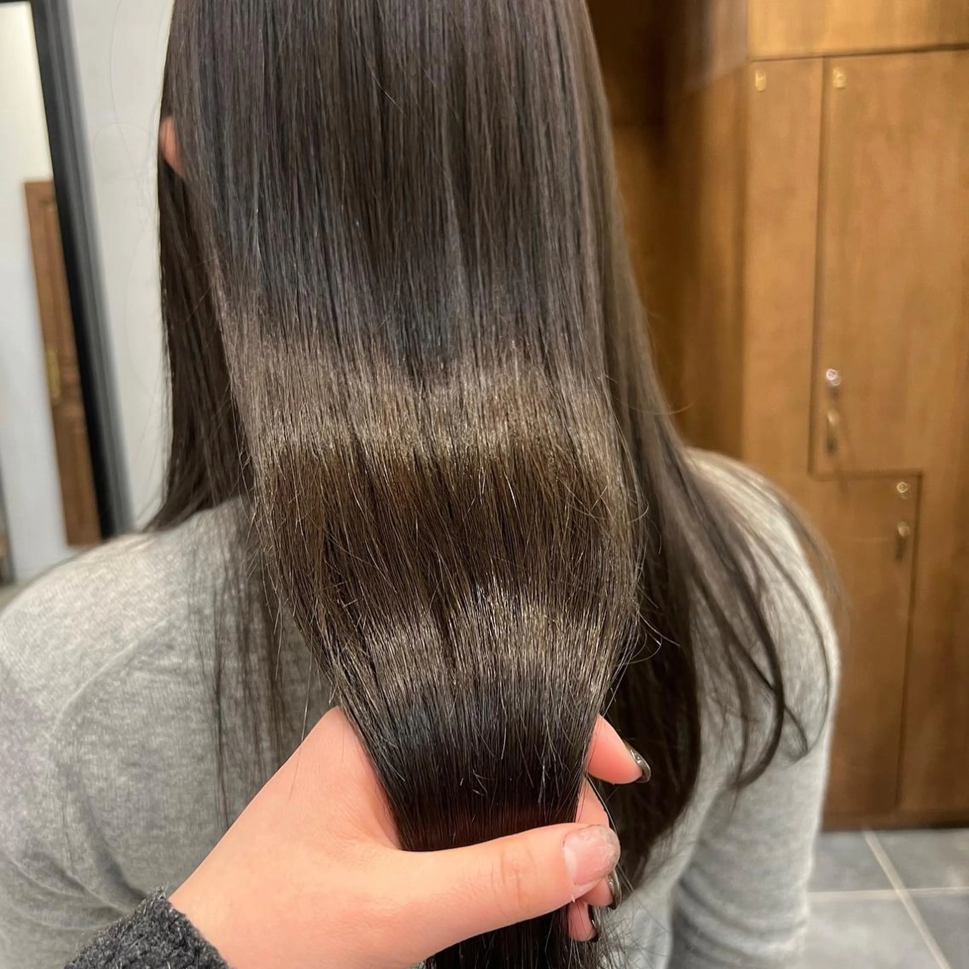 ロング レイヤー/ベージュ /メンズsaraのヘアスタイル