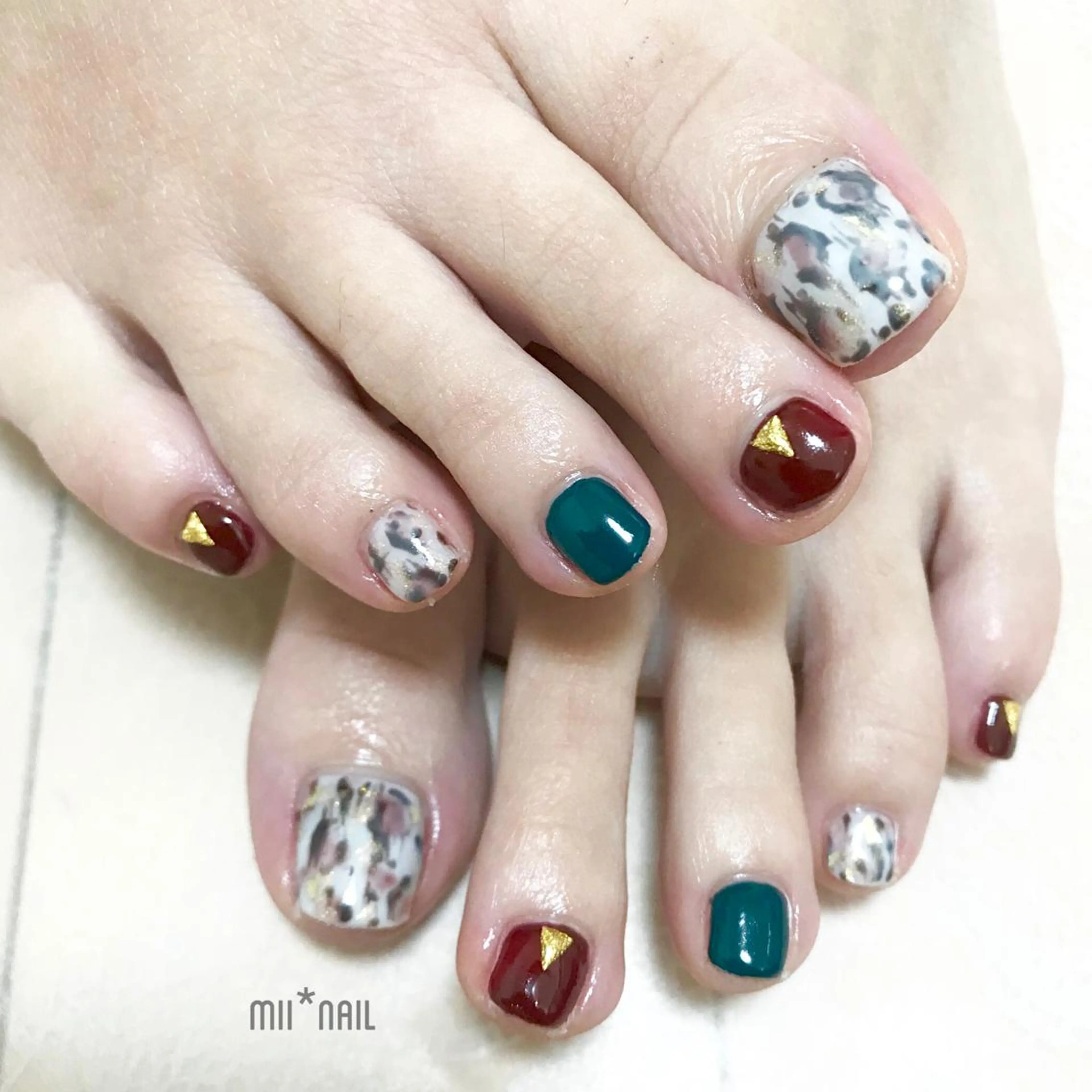 ネイル フットネイル MII*NAIL／ 美フォルムsalonのネイルデザイン
