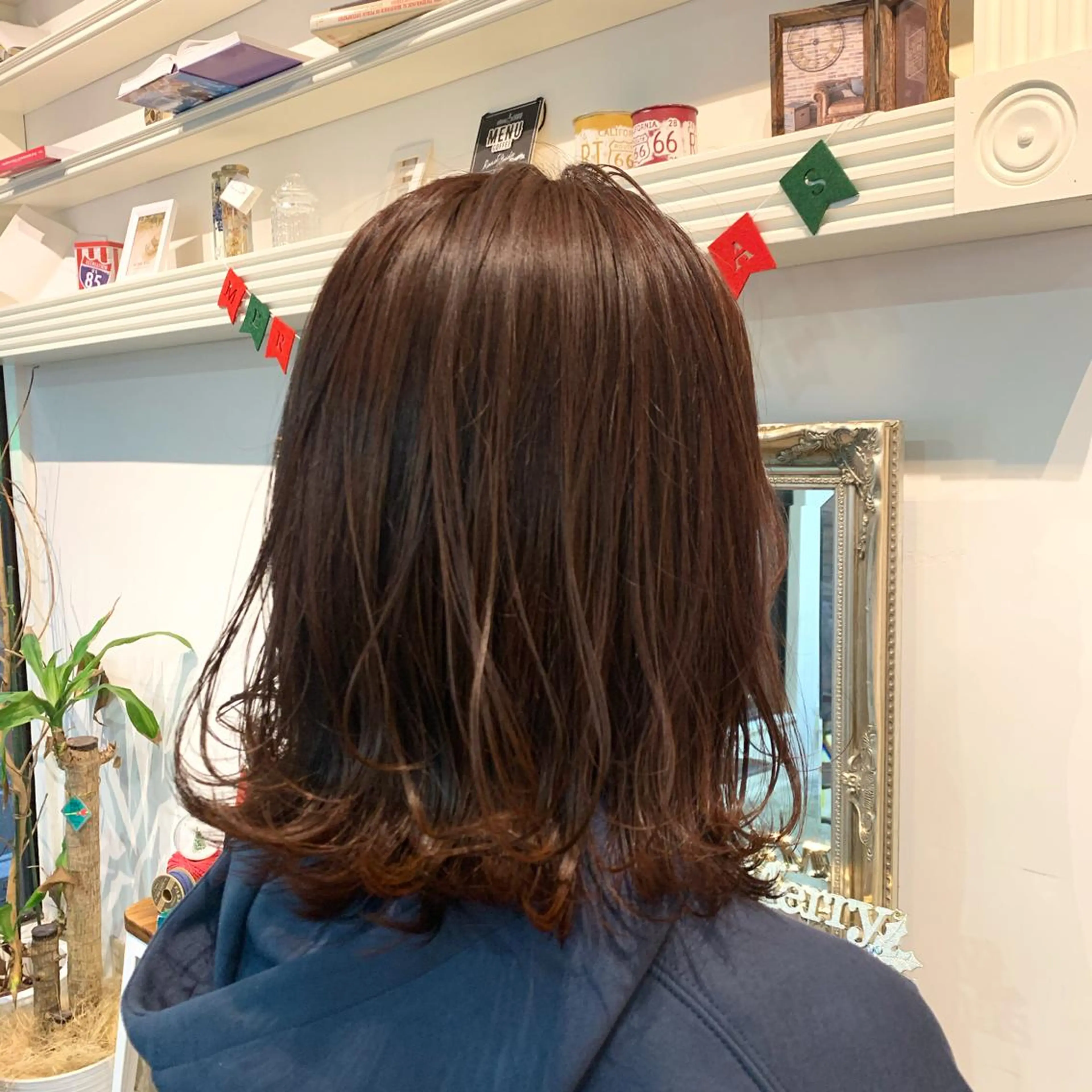 ミディアム カット ヘアカラー トリートメント ヘッドスパ ヘアセット 大宮/山口 竣也のヘアスタイル