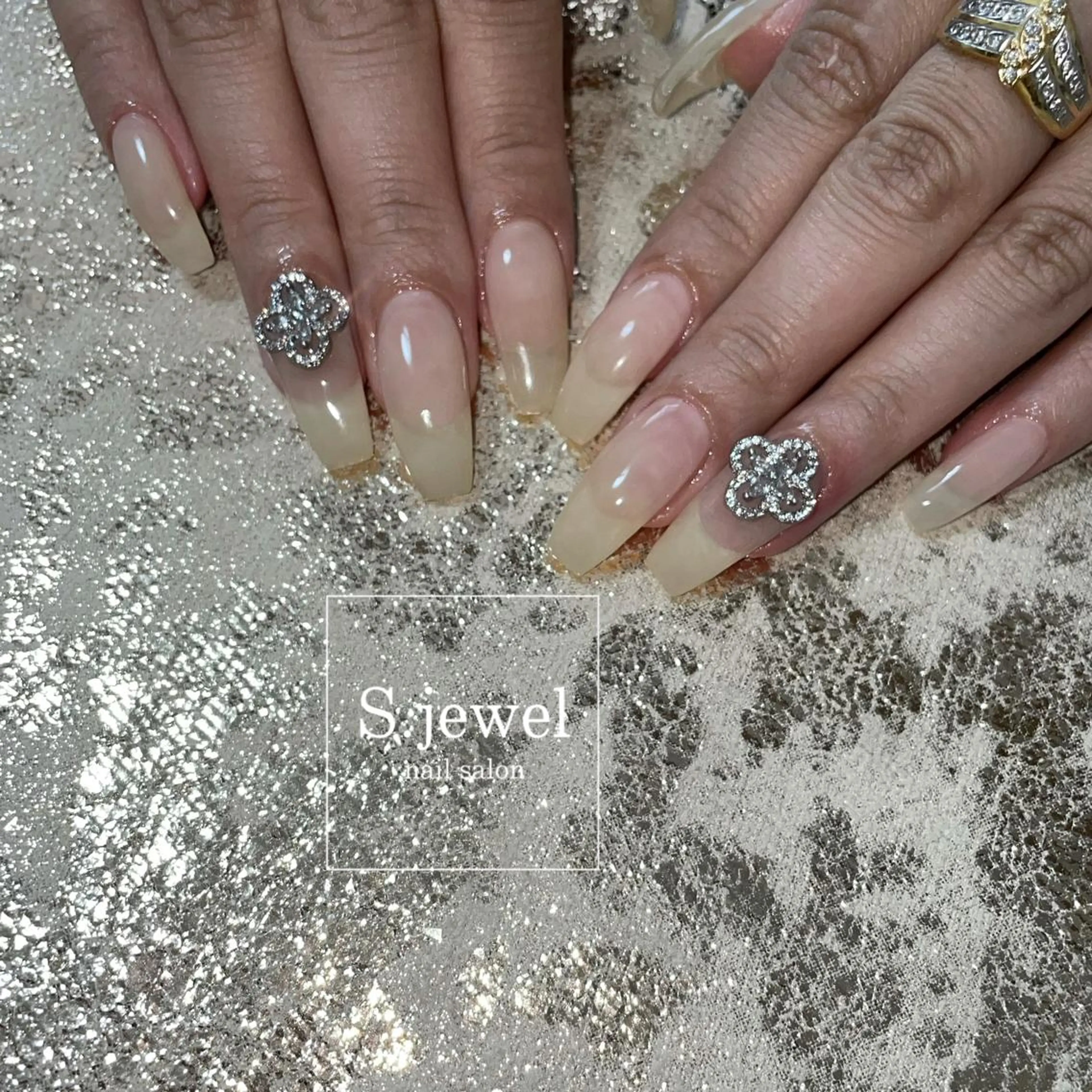ネイル S♡JEWEL所属・S. JEWELのネイルデザイン