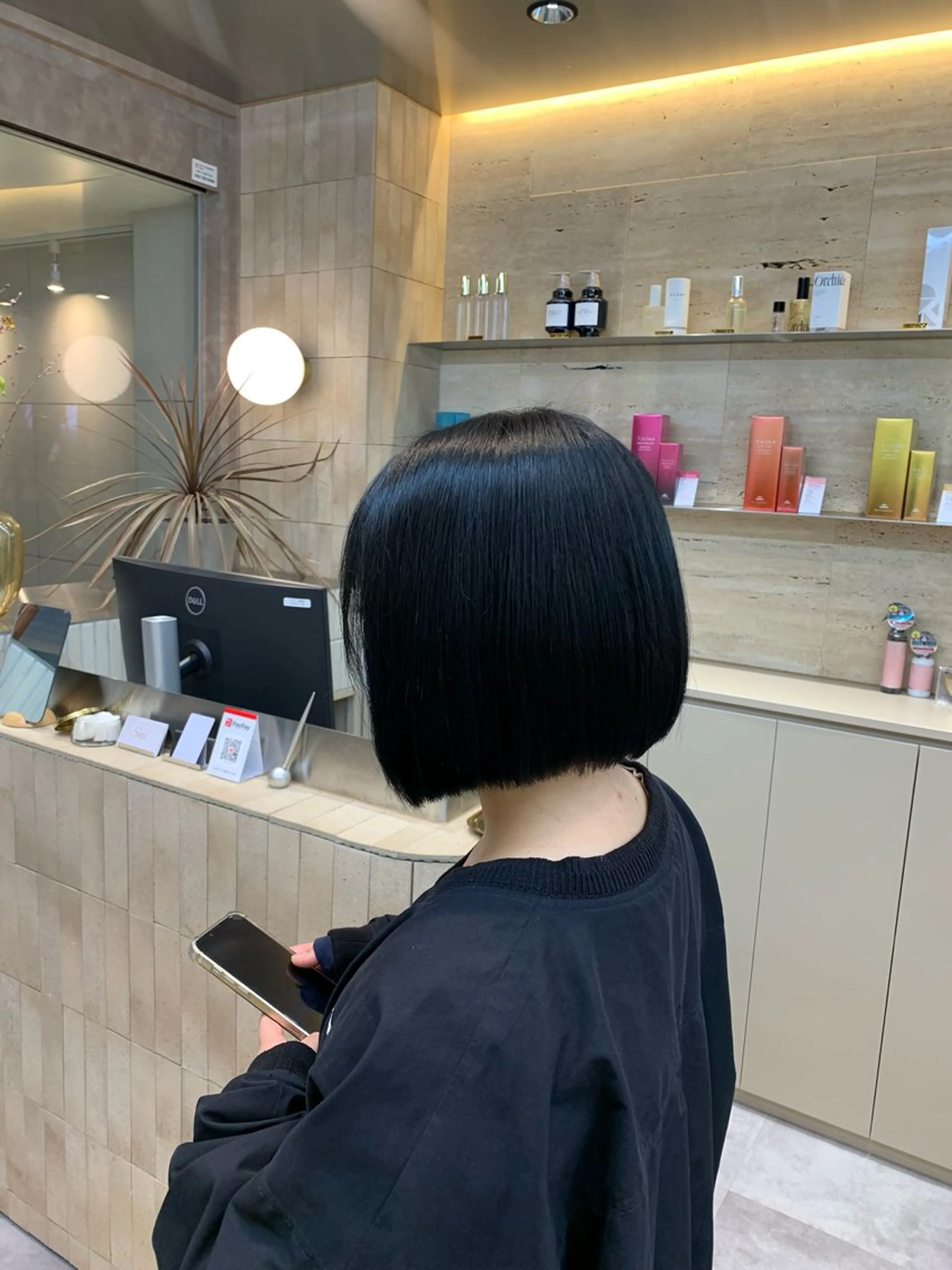 ミディアム カット ヘアカラー トリートメント Hello by Sea所属・レイヤー/艶髪/ボブ /くびれ/伊藤　勇司のヘアスタイル