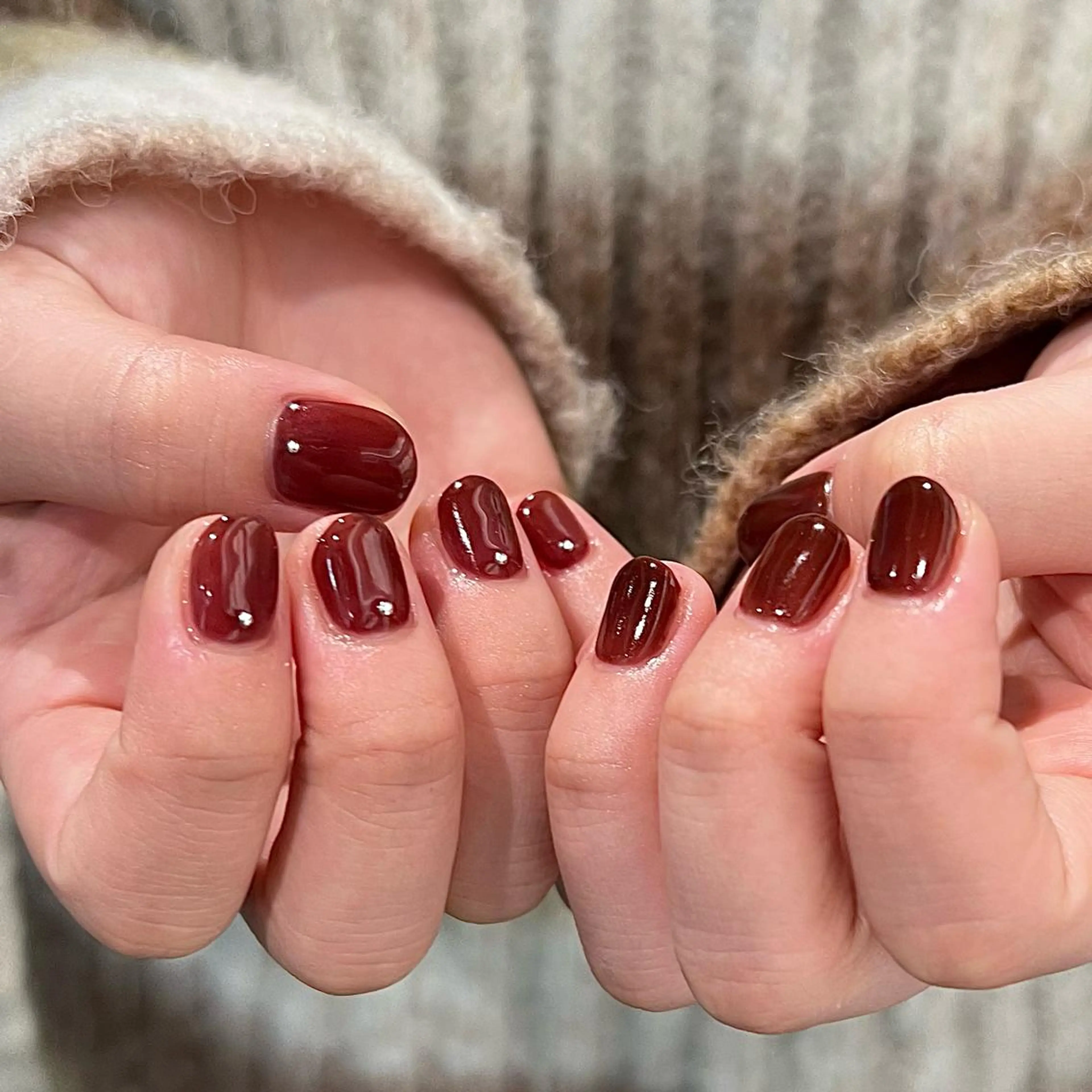 ネイル ブラウン ワンカラーネイル ハンドネイル Nico所属・Nico🌛 Karenのネイルデザイン