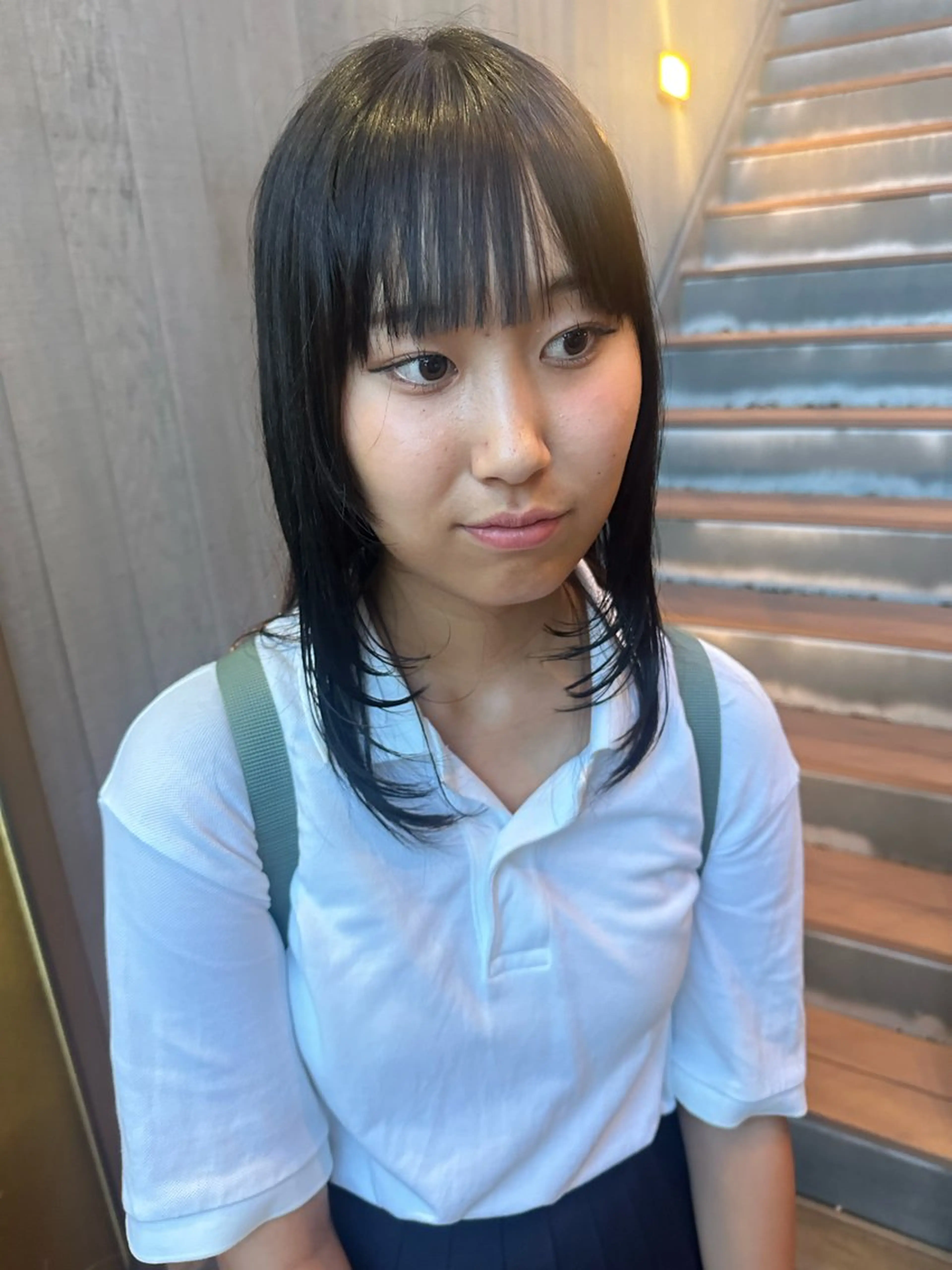 ミディアム 顔周りカット レイヤーカット 艶カラー/縮毛矯正/ ブリーチカラー/みなのヘアスタイル