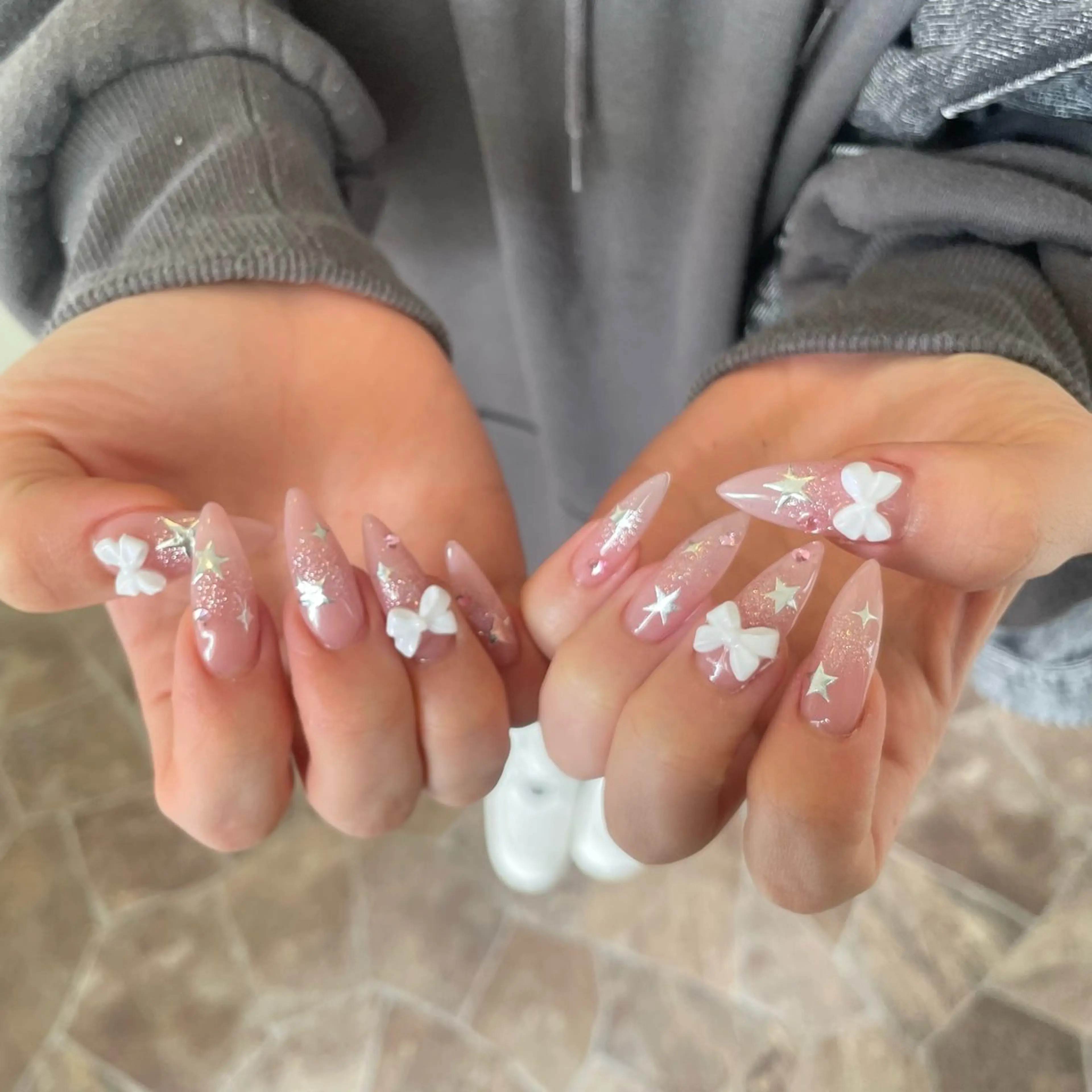 ネイル チークネイル ラメ(グリッター) ハンドネイル WOLTOKYO 渋谷/RIAのネイルデザイン