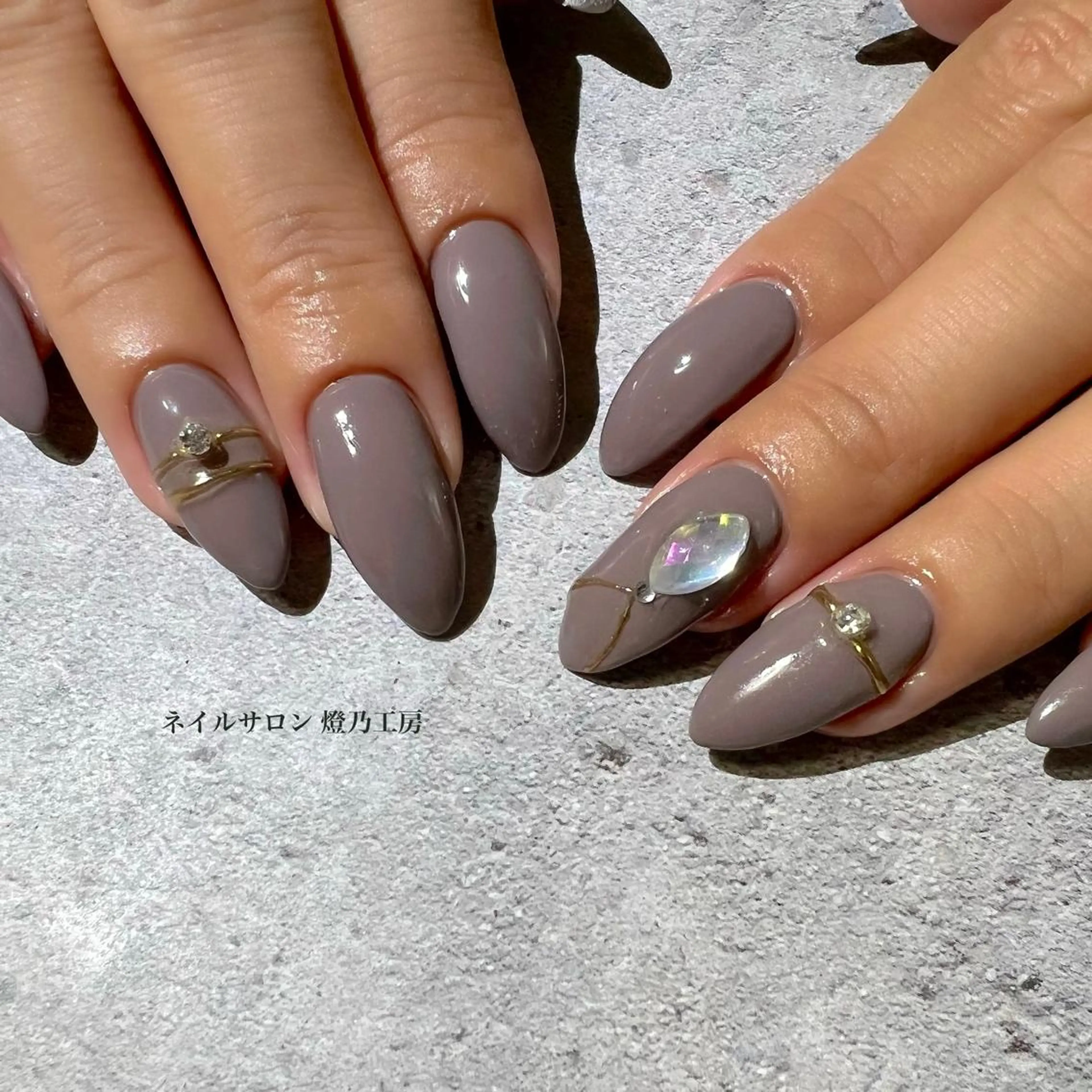 ネイル 伊藤 美里のネイルデザイン