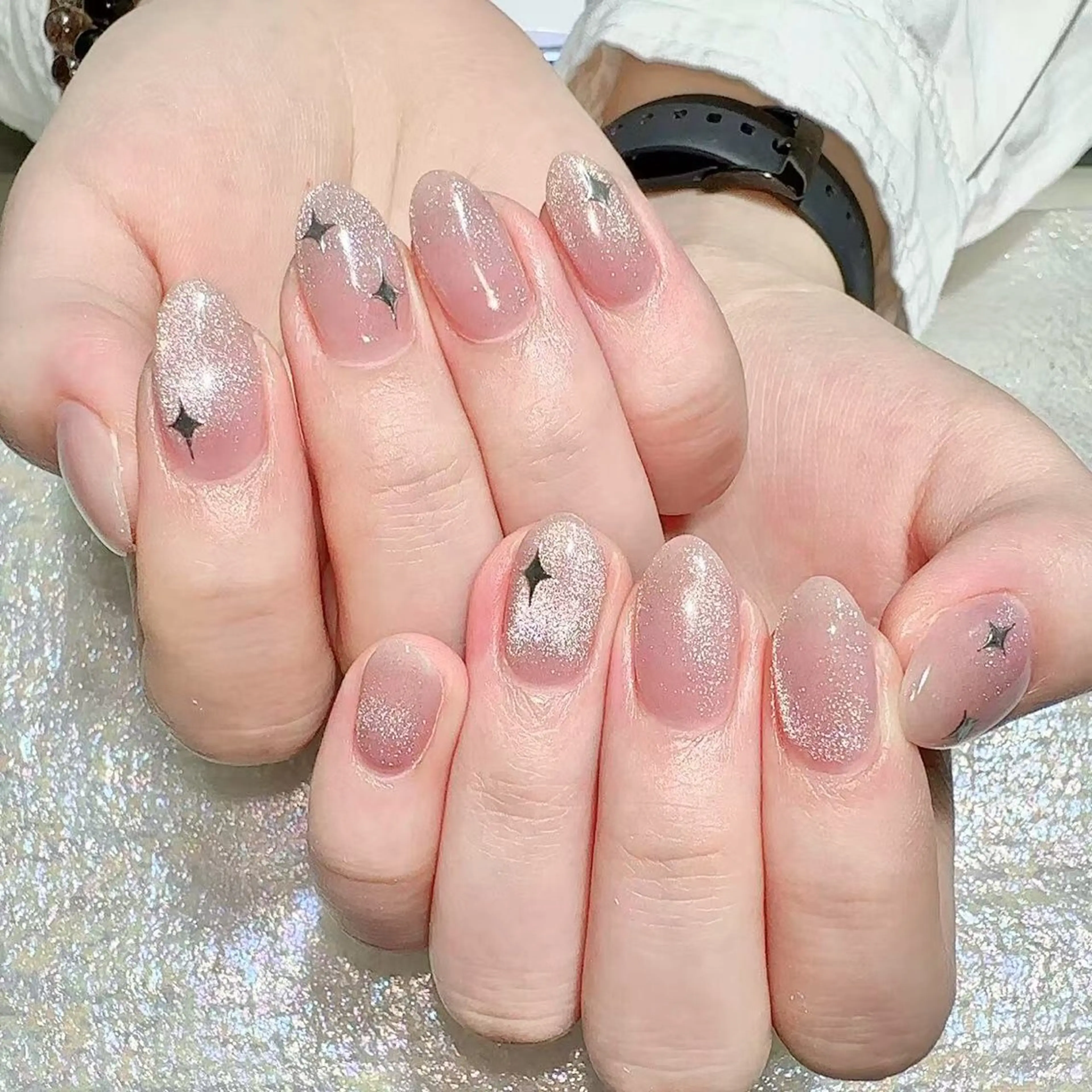 ネイル ハンドネイル Queens テイのネイルデザイン