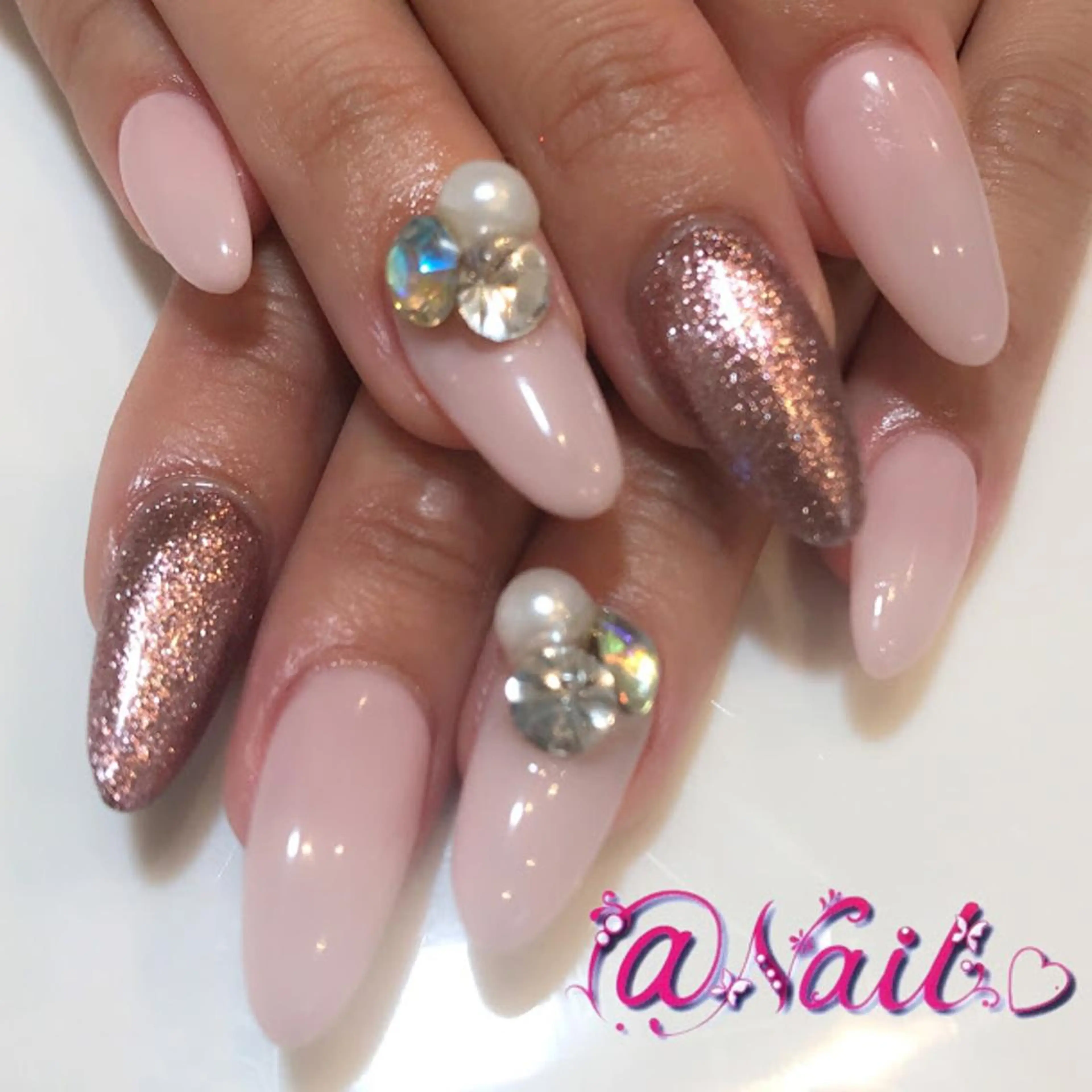 ネイル 小尾 栞のネイルデザイン