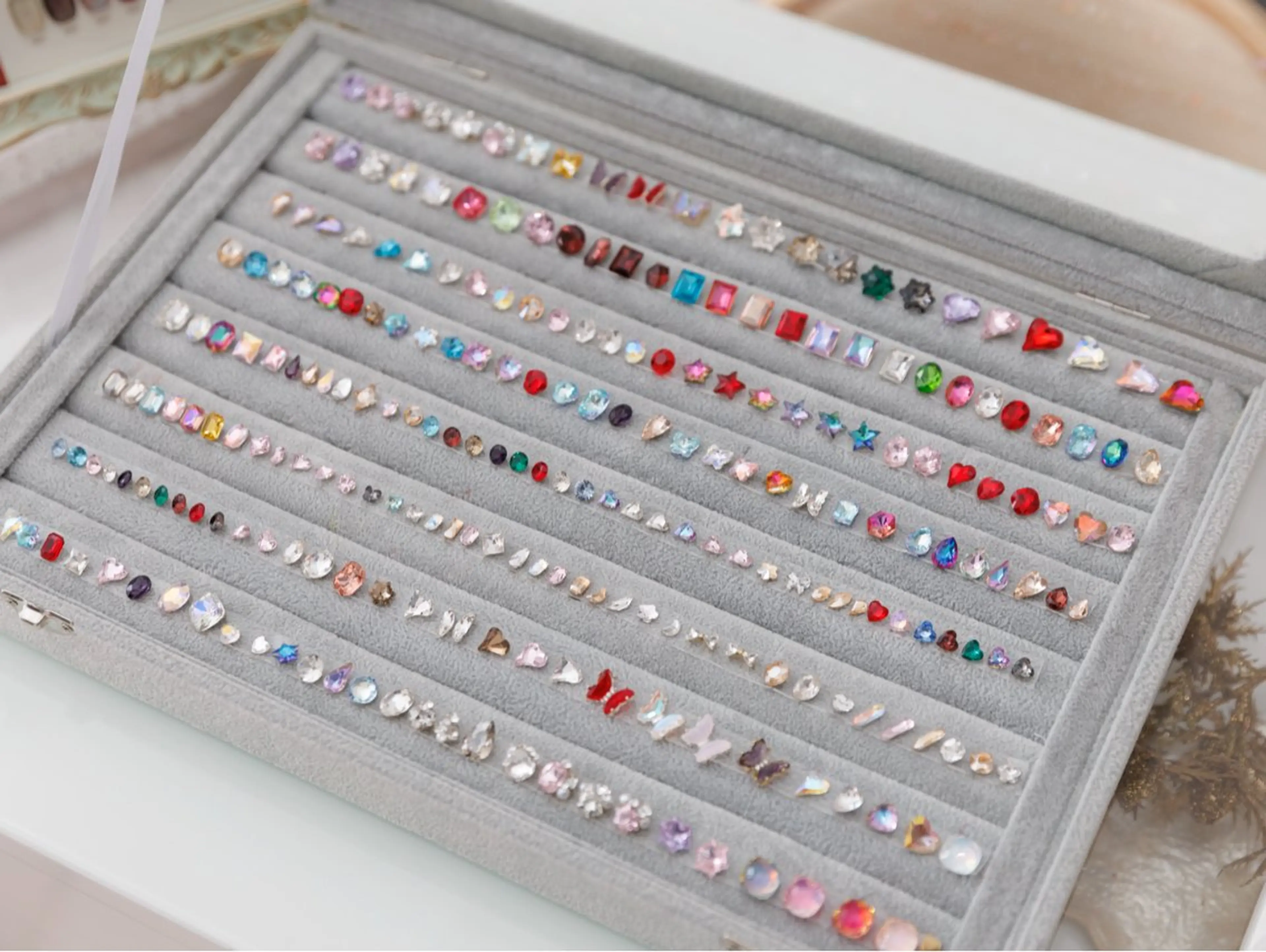 Y‘s Salon所属・ゆゆ Nailのネイルデザイン