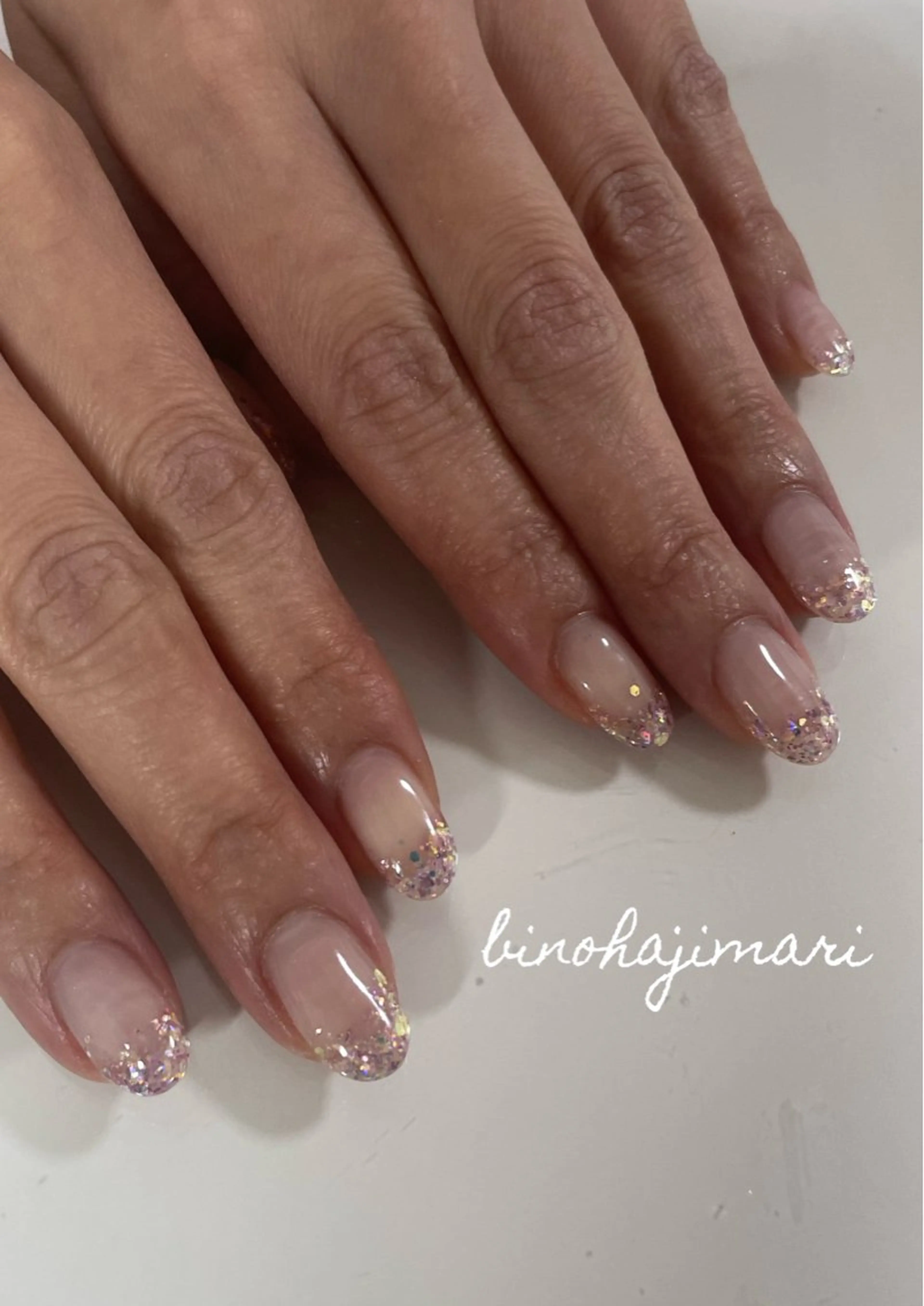 ネイル アートネイル フラッシュネイル フレンチネイル ラメ(グリッター) ラメグラデーション ハンドネイル ハンドケア ♡Bivi♡自爪に 優しいネイルサロンのネイルデザイン