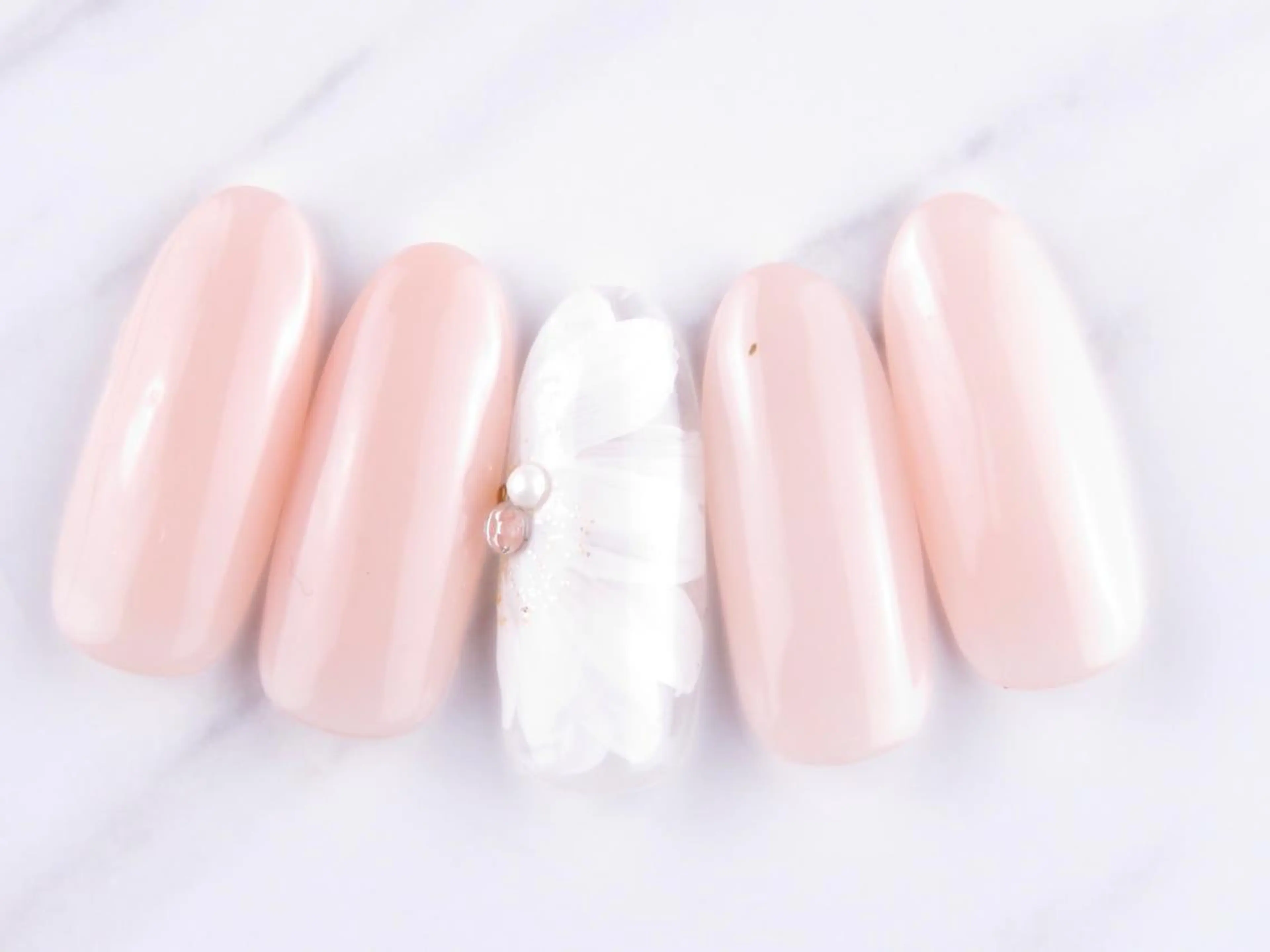 ネイル ネイリスト シンのネイルデザイン