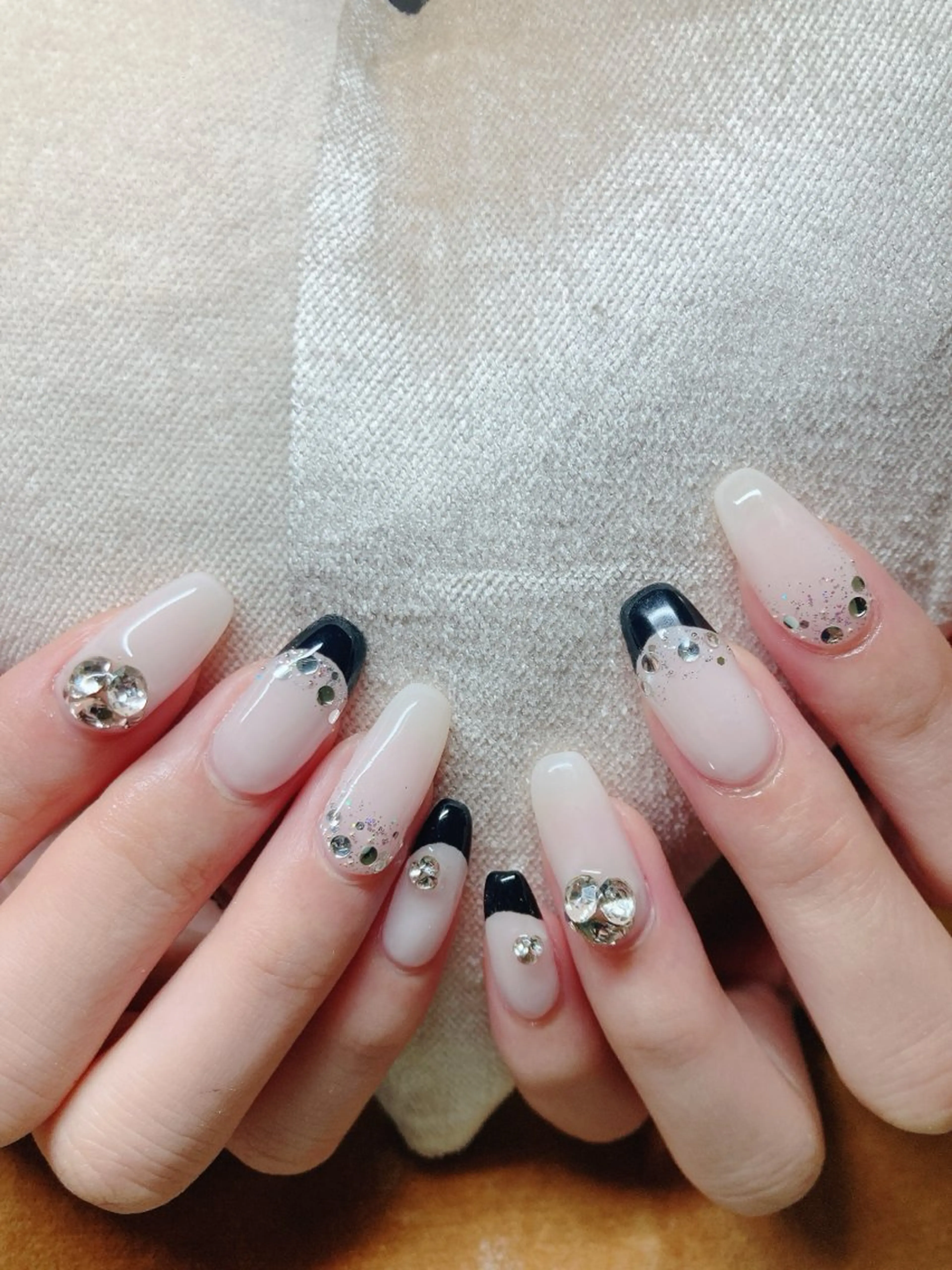 ネイル ECLAT エクラ所属・寺山 千鶴のネイルデザイン