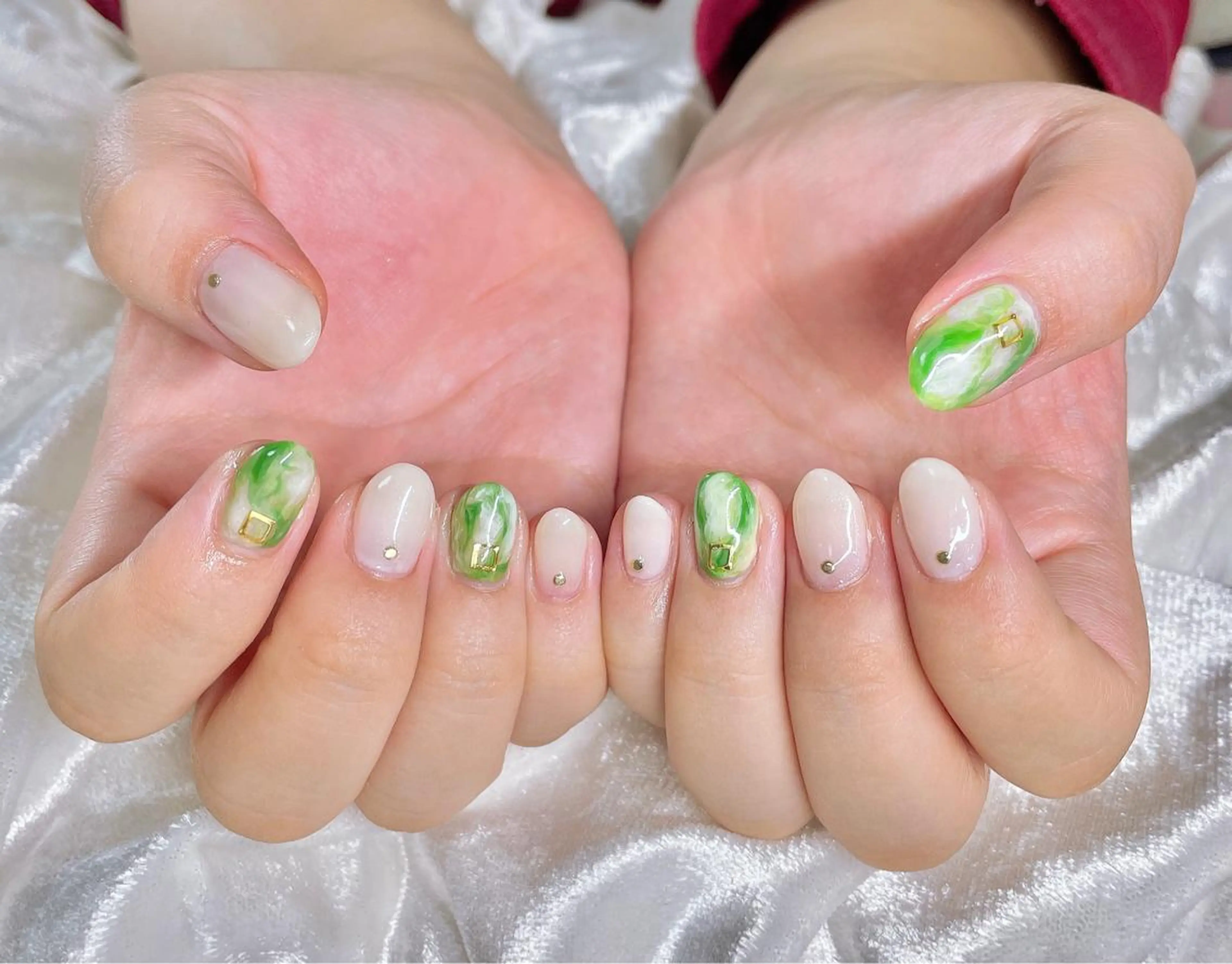 ネイル ハンドネイル 遠藤 唯菜のネイルデザイン