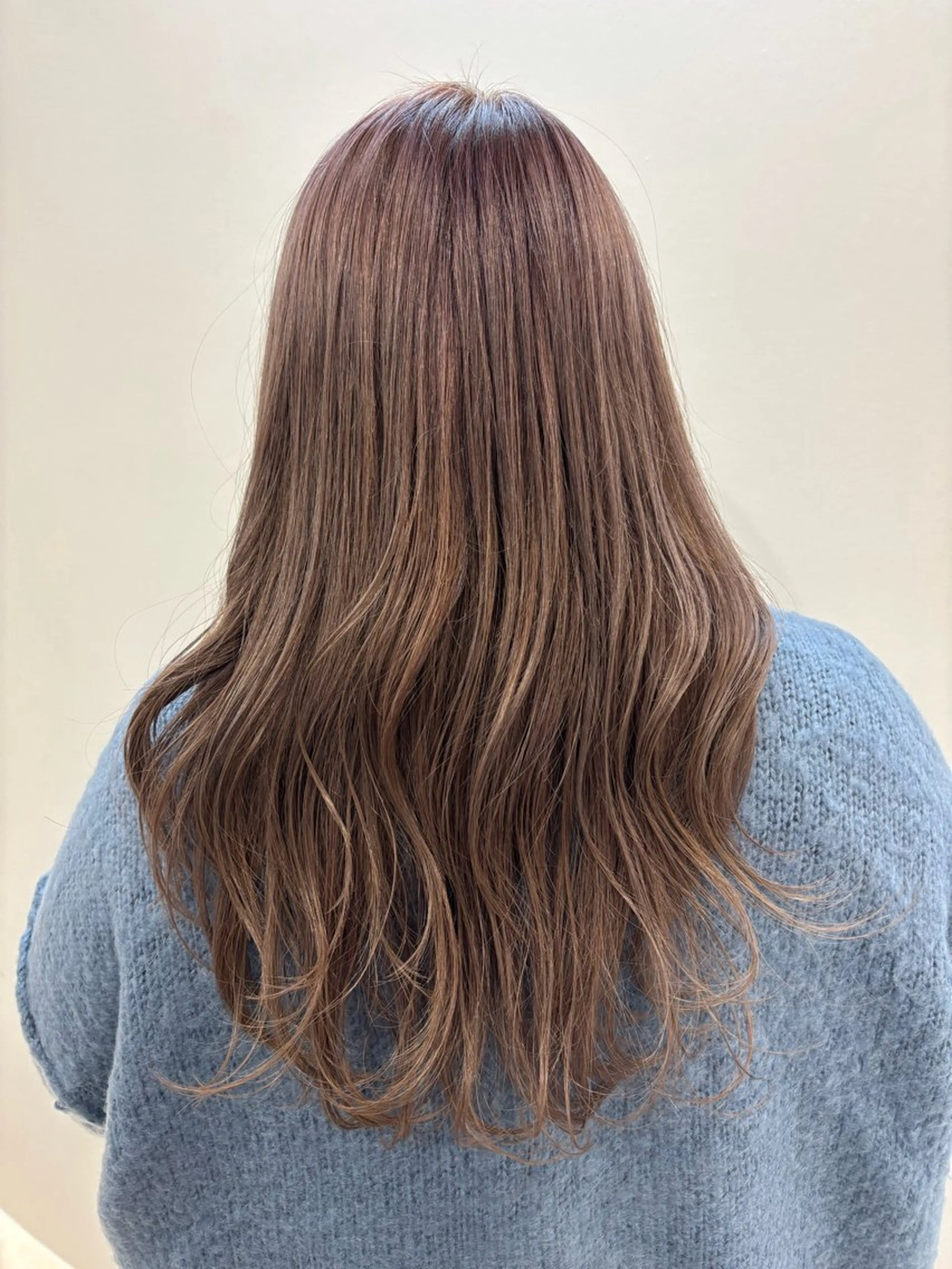 ロング カラー ベージュカラー ブリーチ ダブルカラー パープルカラー ヘアカラー ネモト ユイ / fit standのヘアスタイル