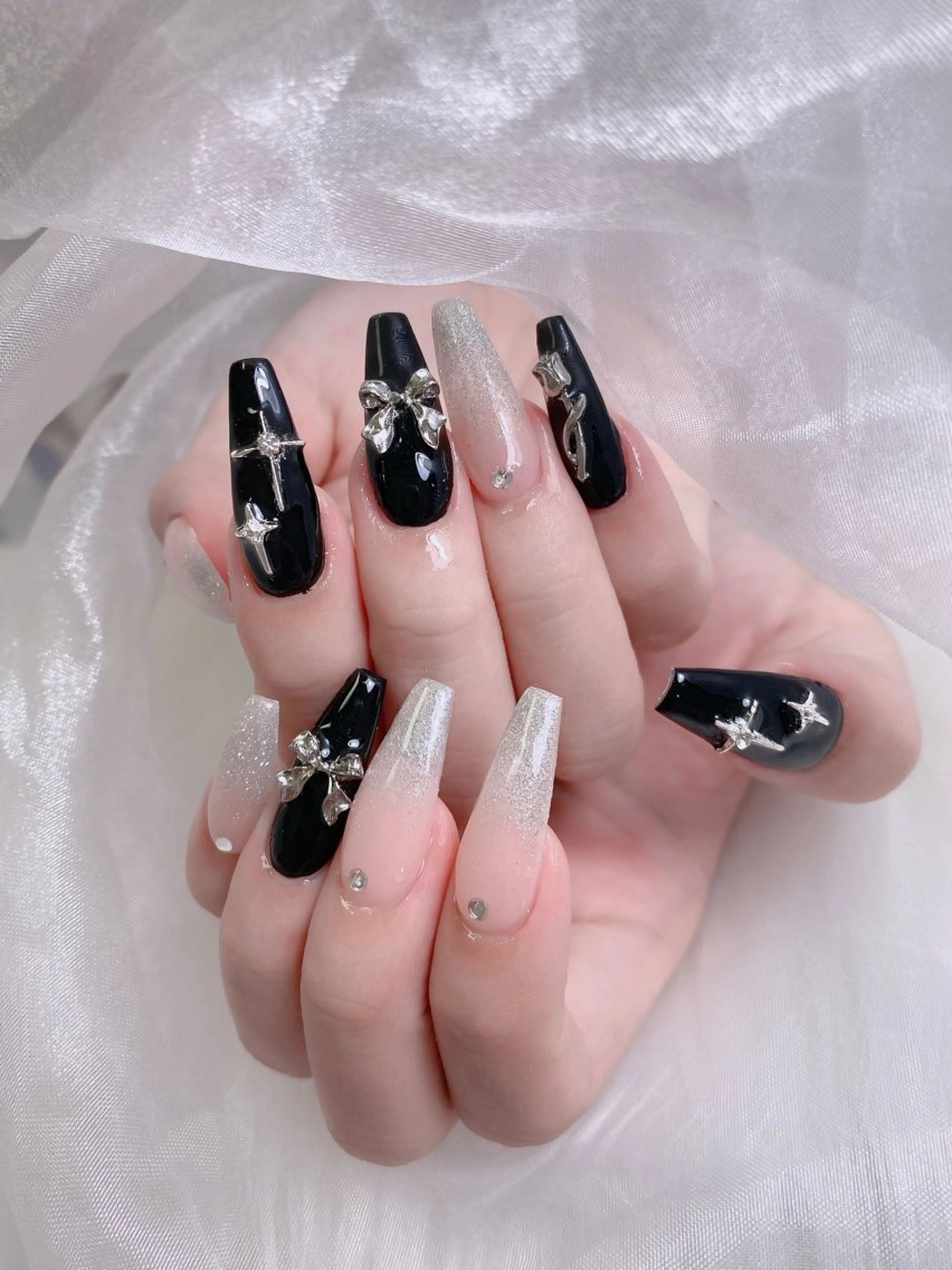 ネイル 成人式 ジェルネイル ネイルチップ ハンドネイル MoMoA Nail ネイル長さ出し専門店のネイルデザイン