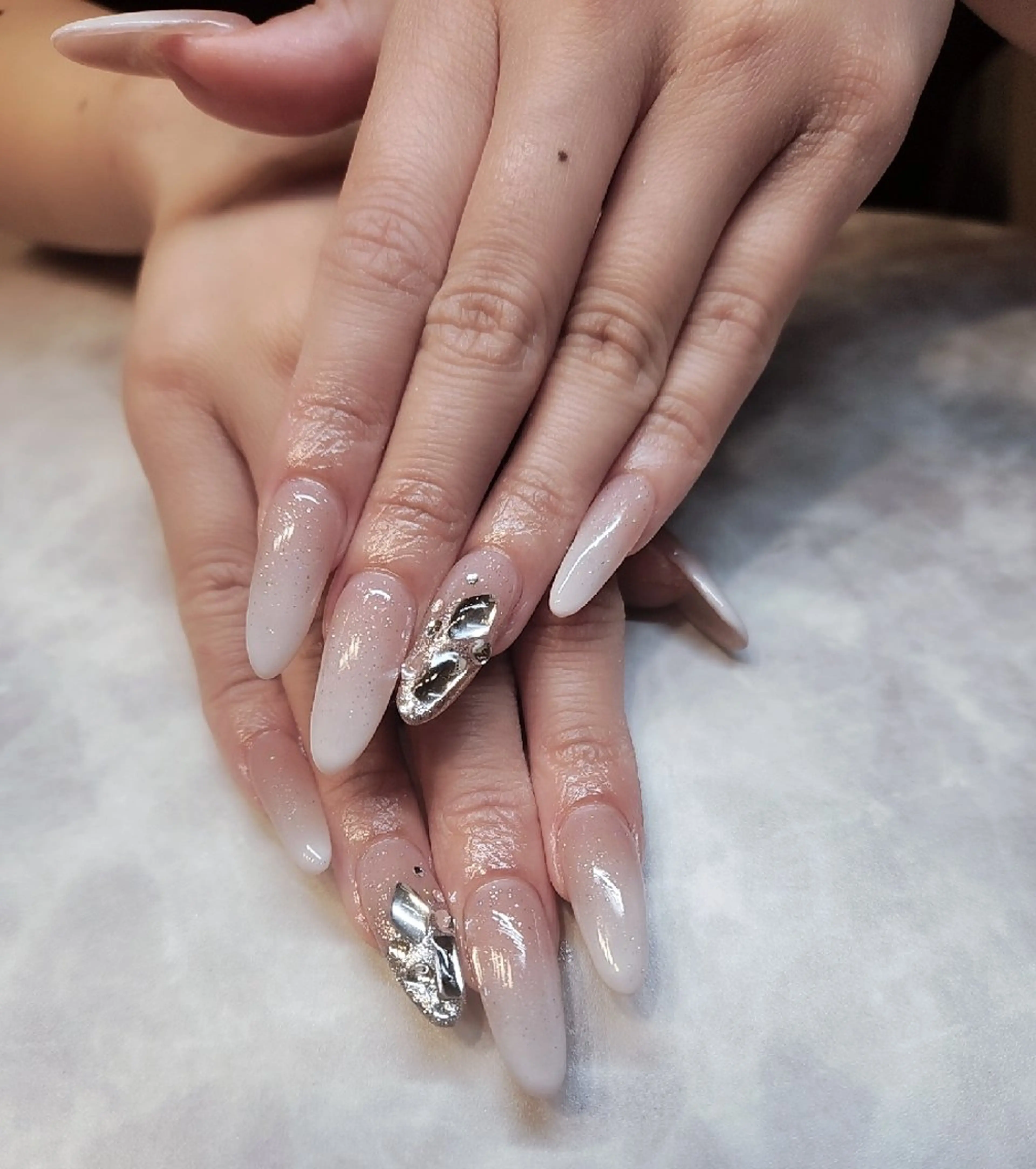 ネイル 持ち込み I.プライベートネイルサロン所属・I.プライベート ネイルサロンの眉毛・アイブロウイメージ