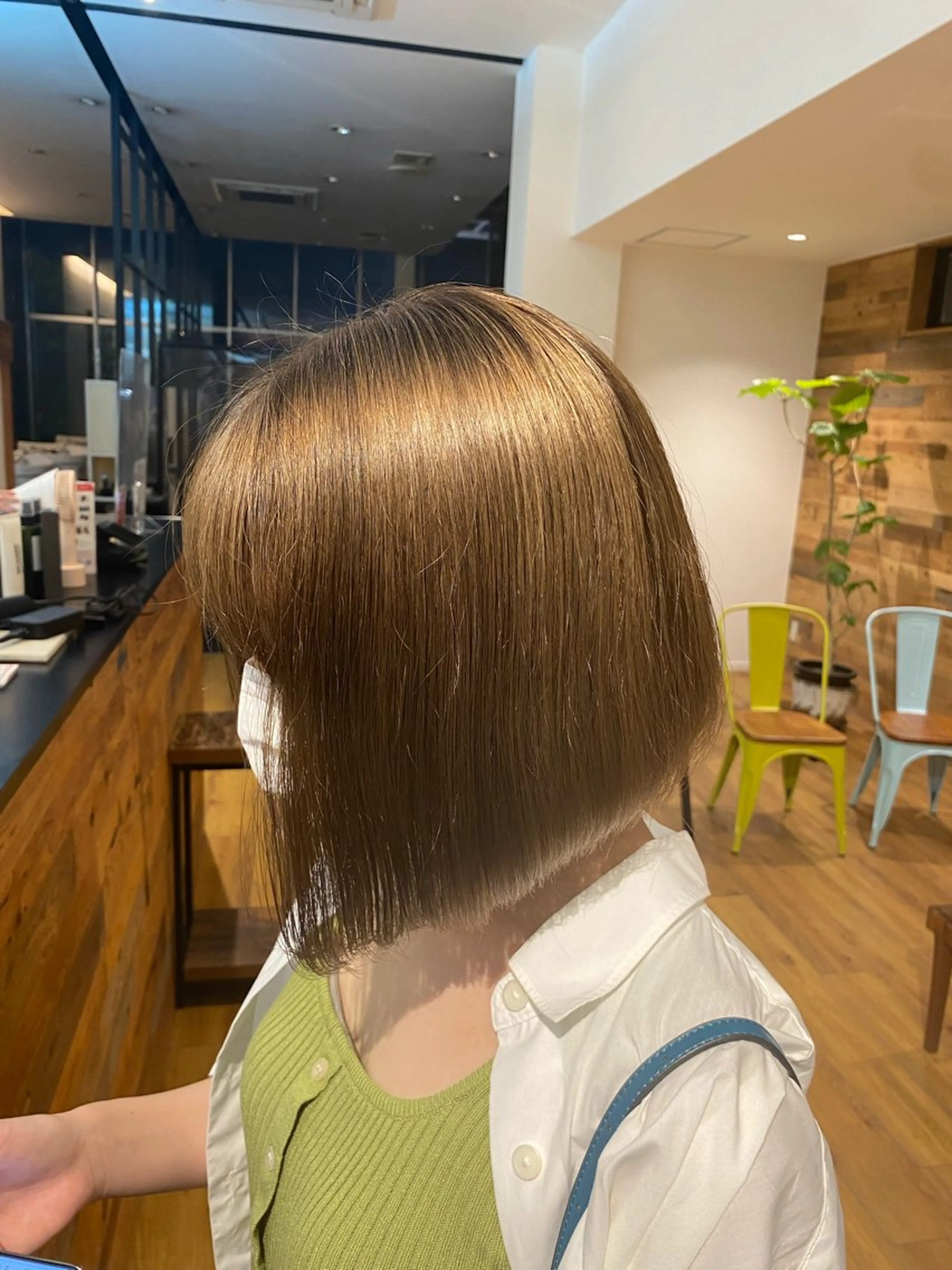 カラー ベージュカラー ミルクティーベージュ 安藤 太一のヘアスタイル