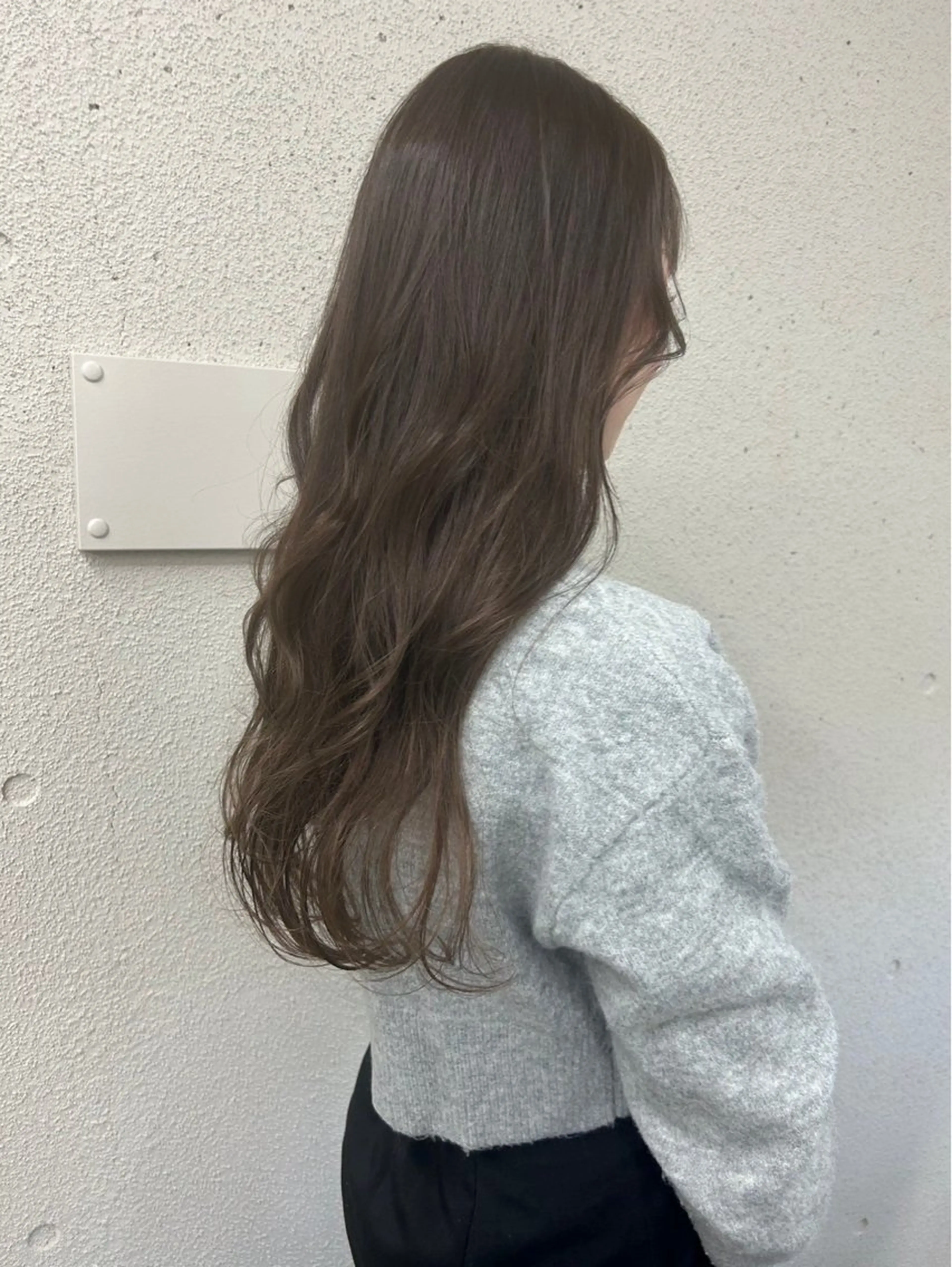 ロング 透明感ダブルカラー/ 諸岡ひばりのヘアスタイル