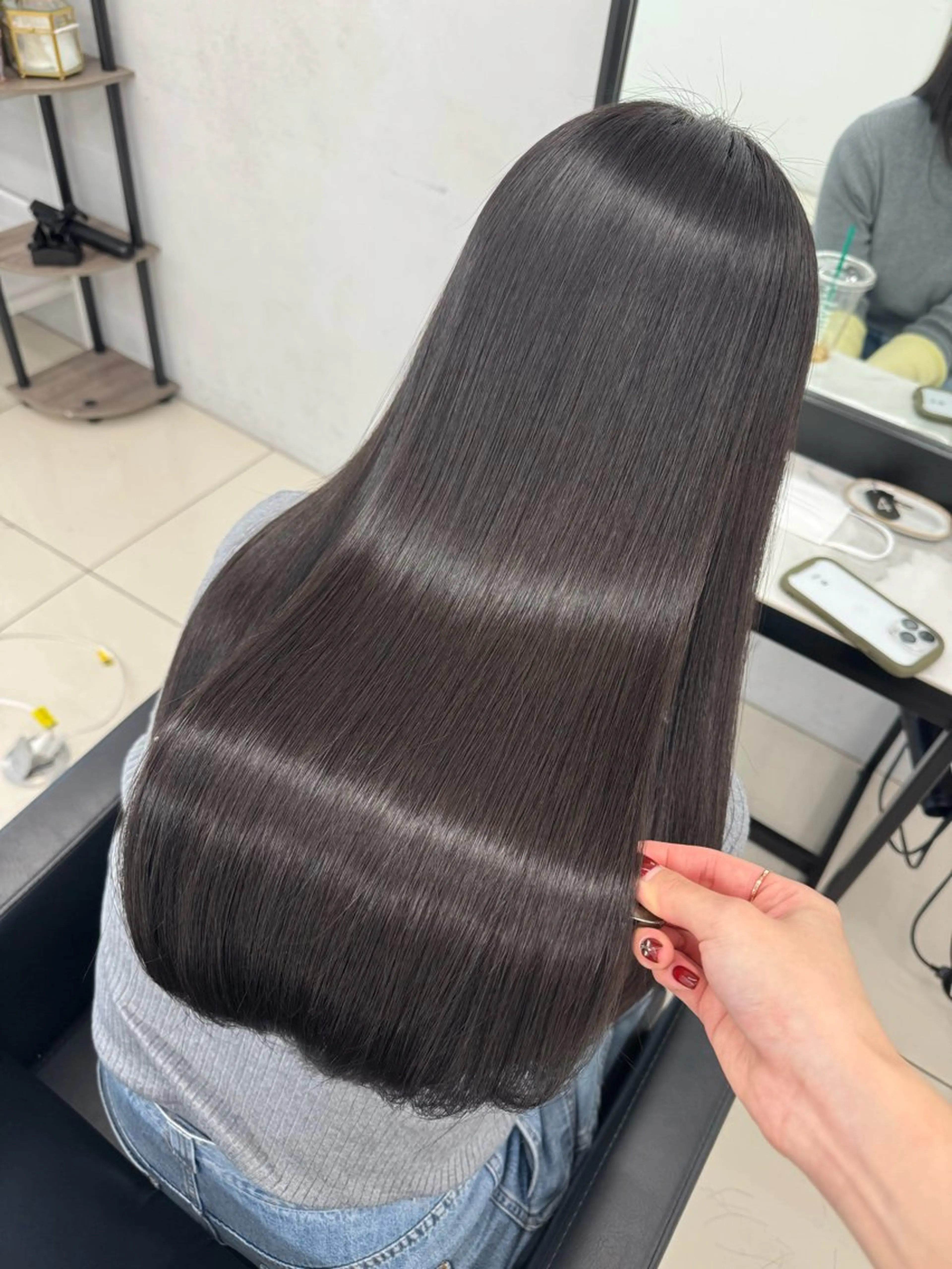 ロング ヘアカラー トリートメント AOl所属・🫧艶髪🪽 Karinのヘアスタイル