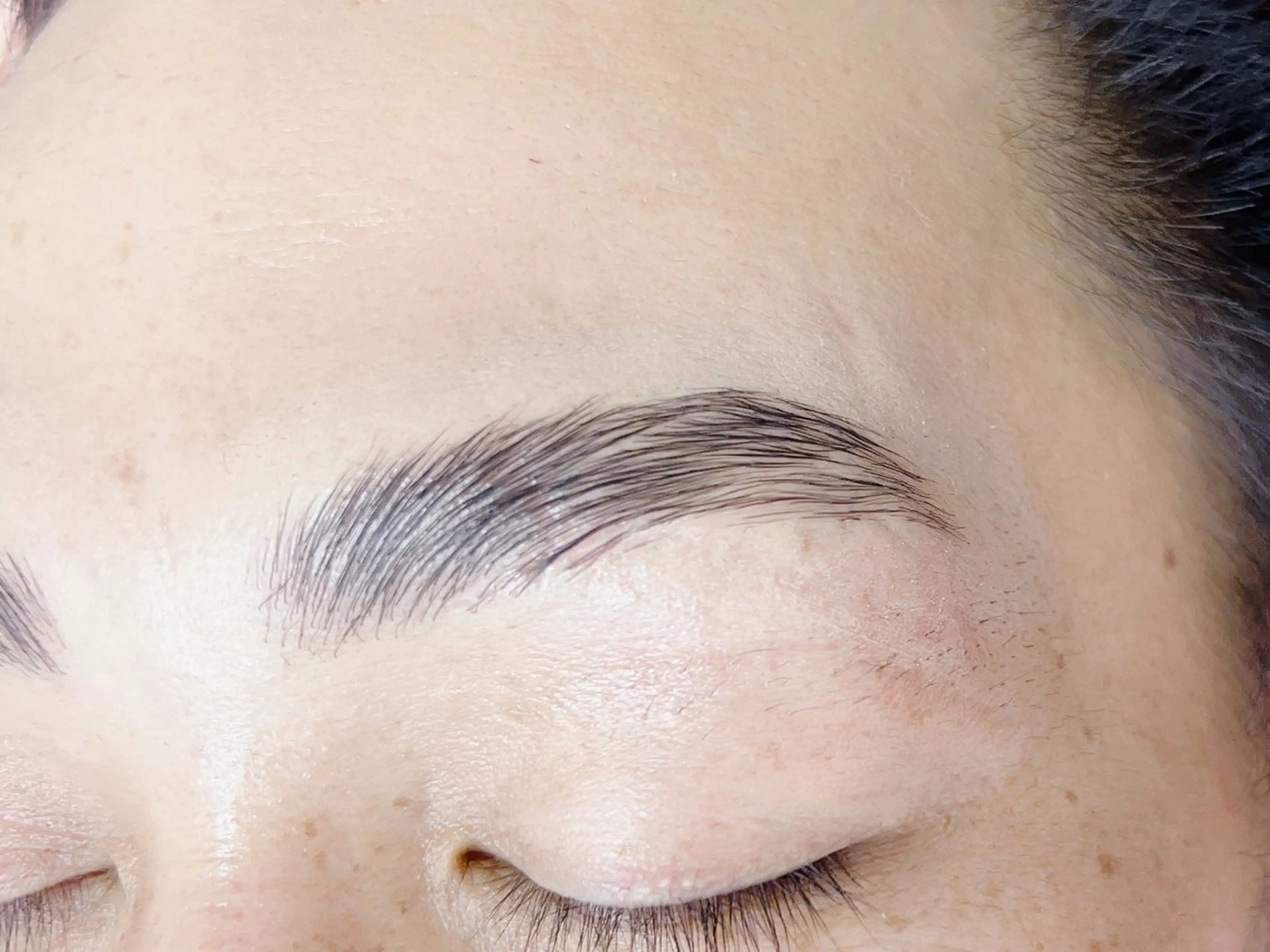 メンズ アイブロウ ハリウッドブロウリフト メンズアイブロウ EYELA小針店 さかいのマツエク・マツパデザイン